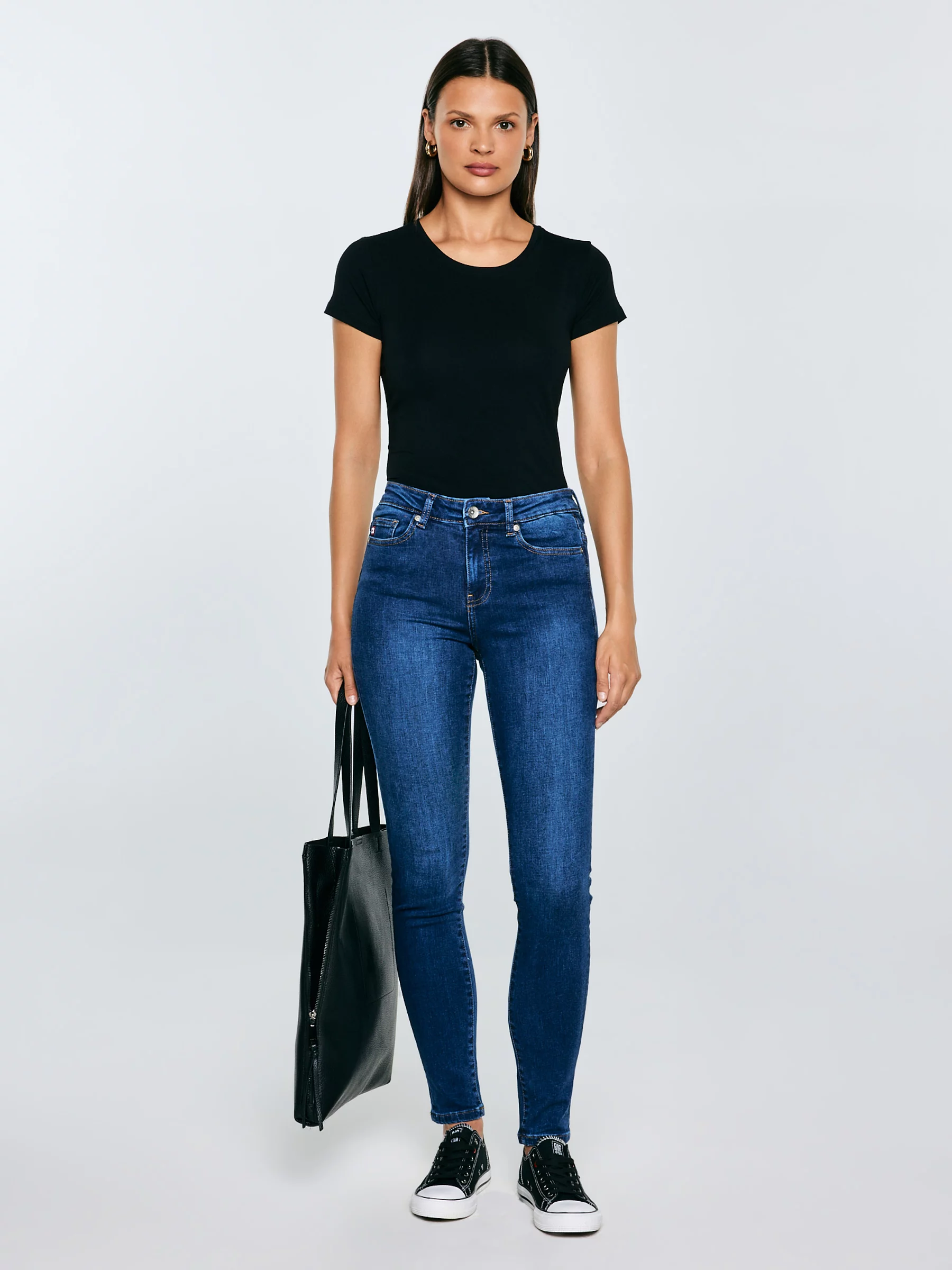 Koszulka damska z bawełny supima czarna Supiclassica 906