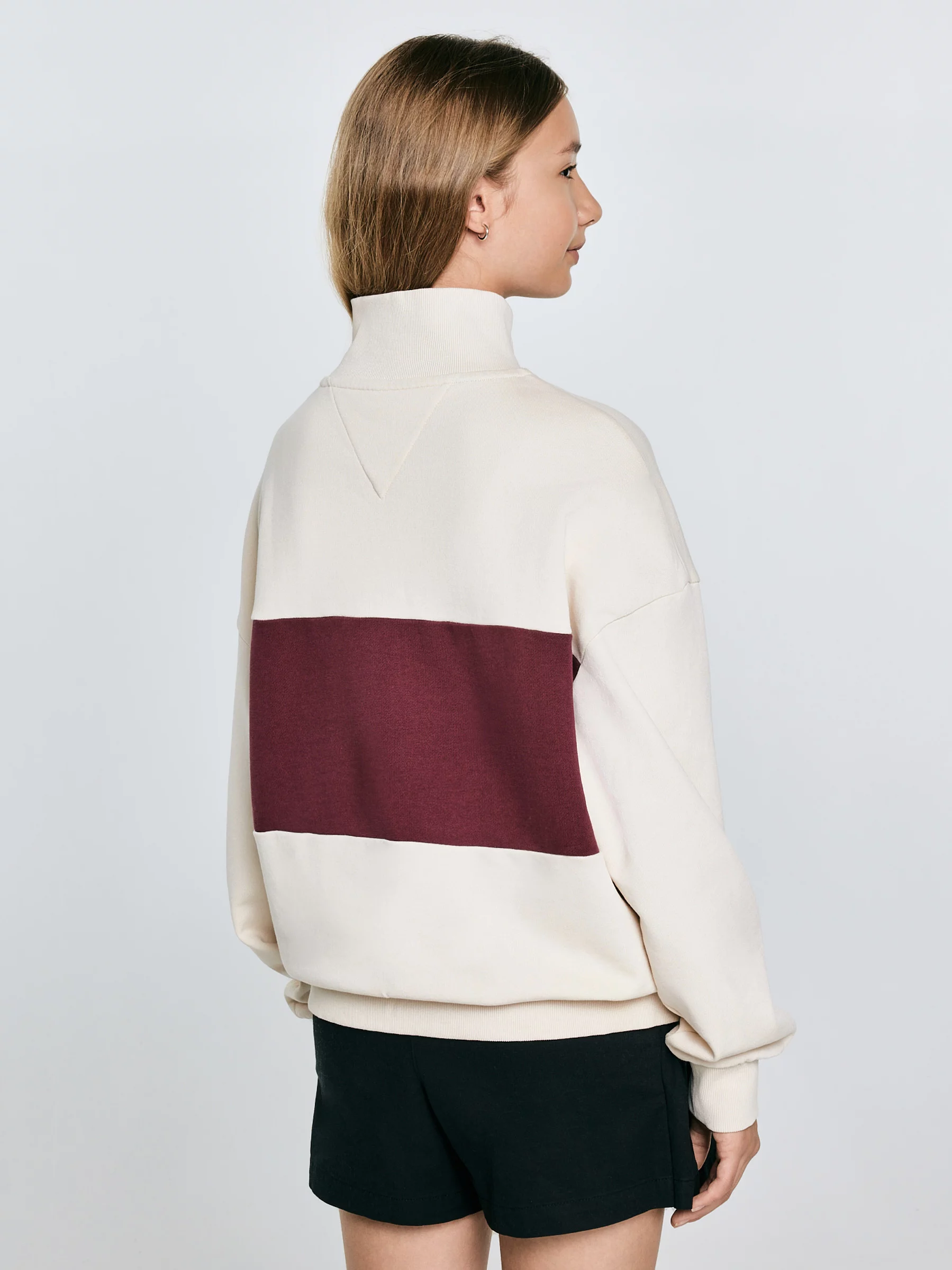 Bluza dziewczęca z krótkim zamkiem kremowa Rossalia 103