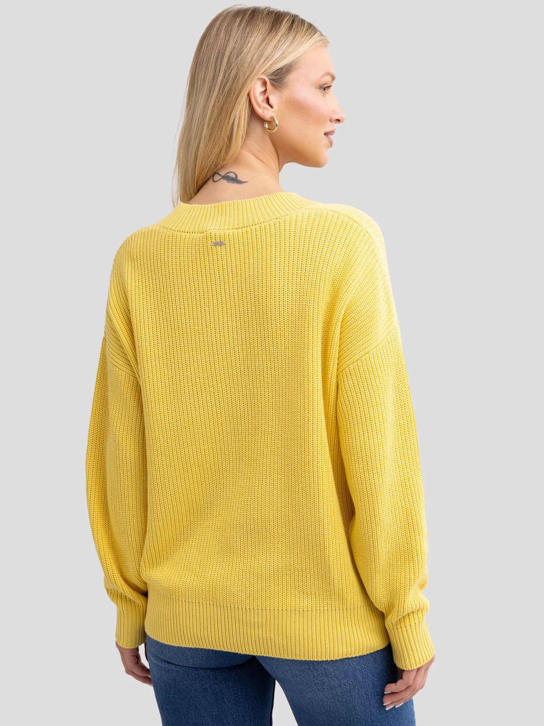 Sweter damski z wiskozy z dekoltem v-neck żółty Cyntiana 200