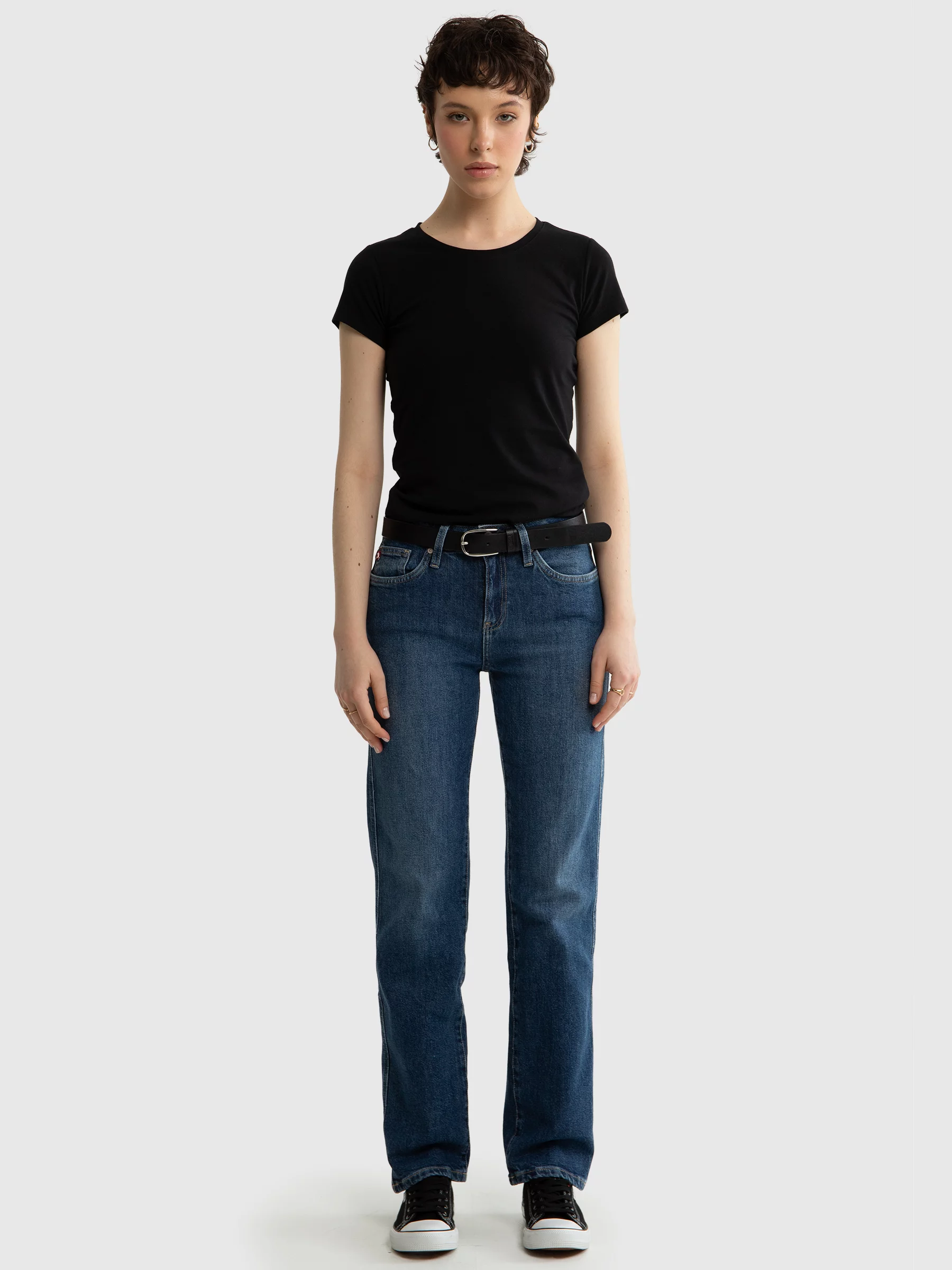 Koszulka damska z krótkim rękawem czarna Classaca 906