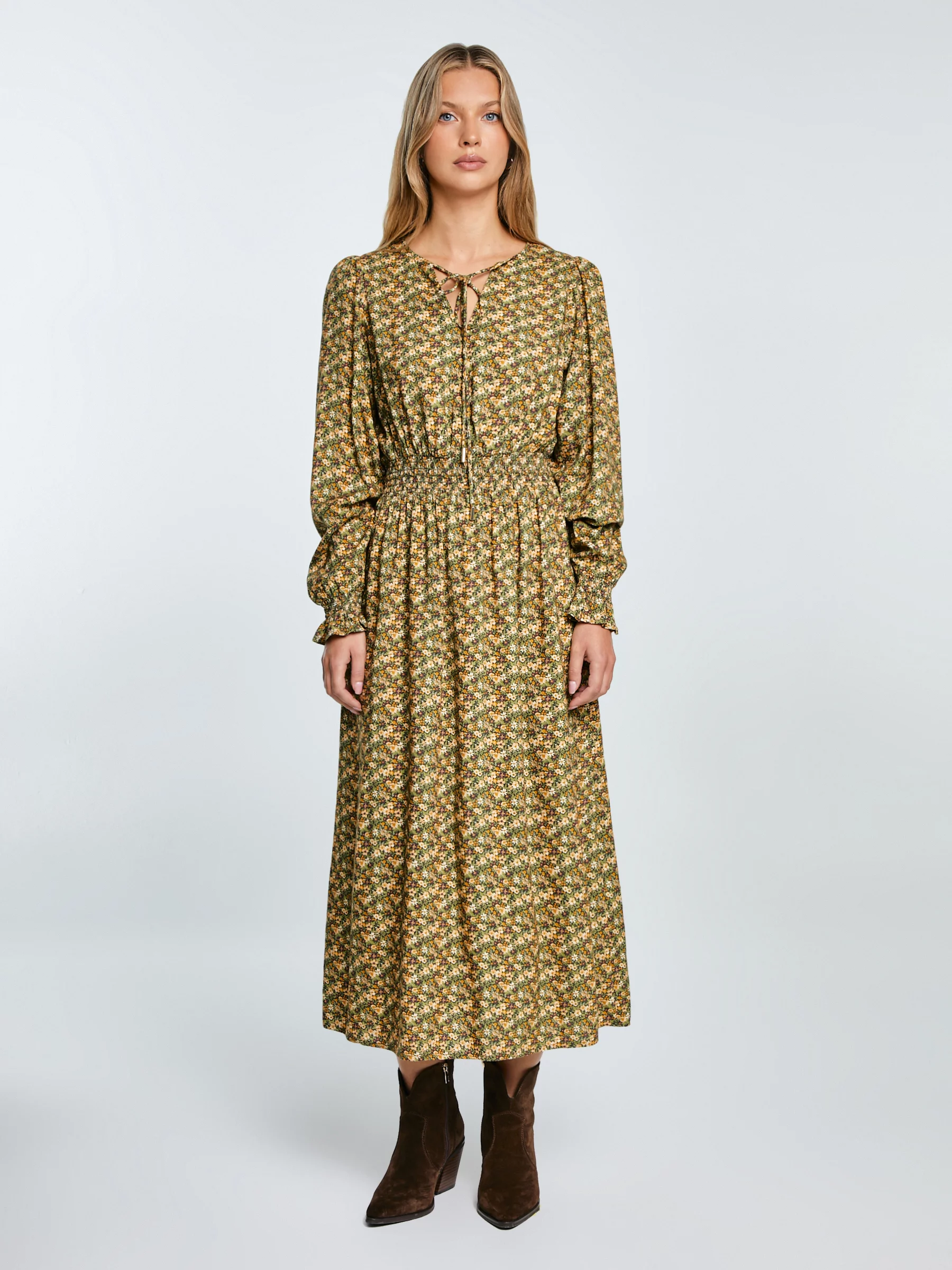 Sukienka damska midi z wiskozy z motywem kwiatowym żółta Londa 201