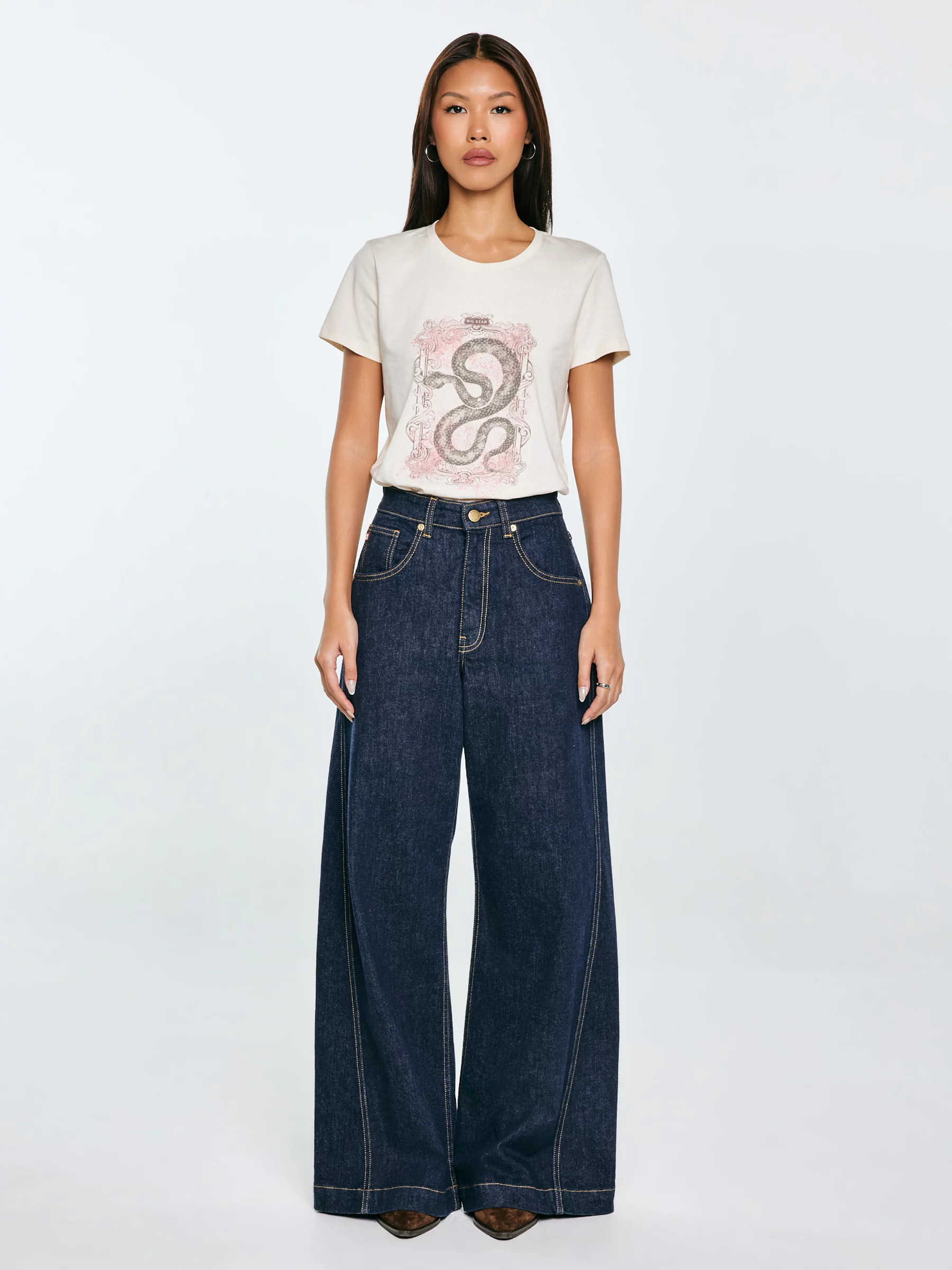 Koszulka damska z nadrukiem kremowa Rellsa 103