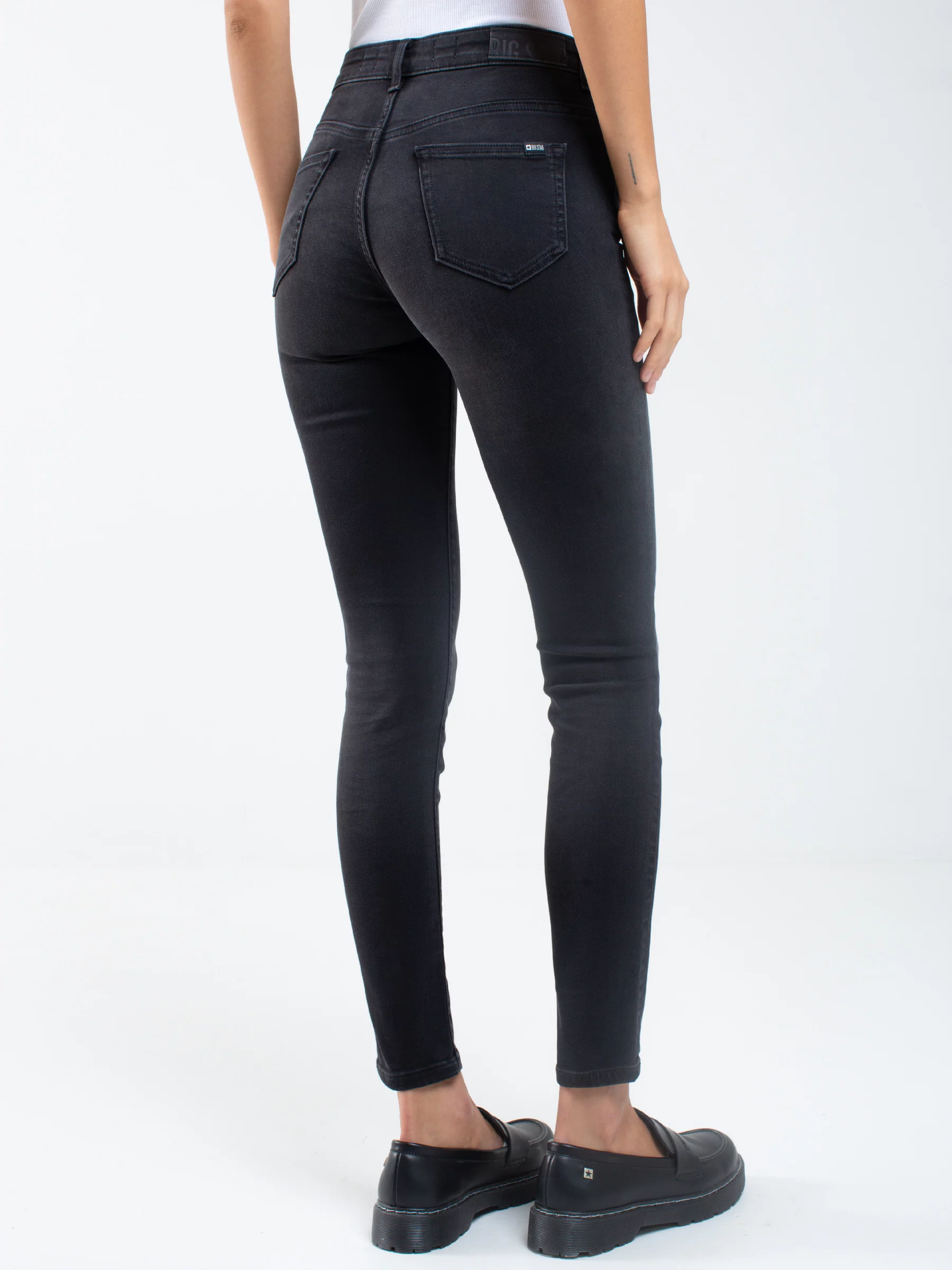 Jeansy damskie skinny z przetarciami czarne Adela 961