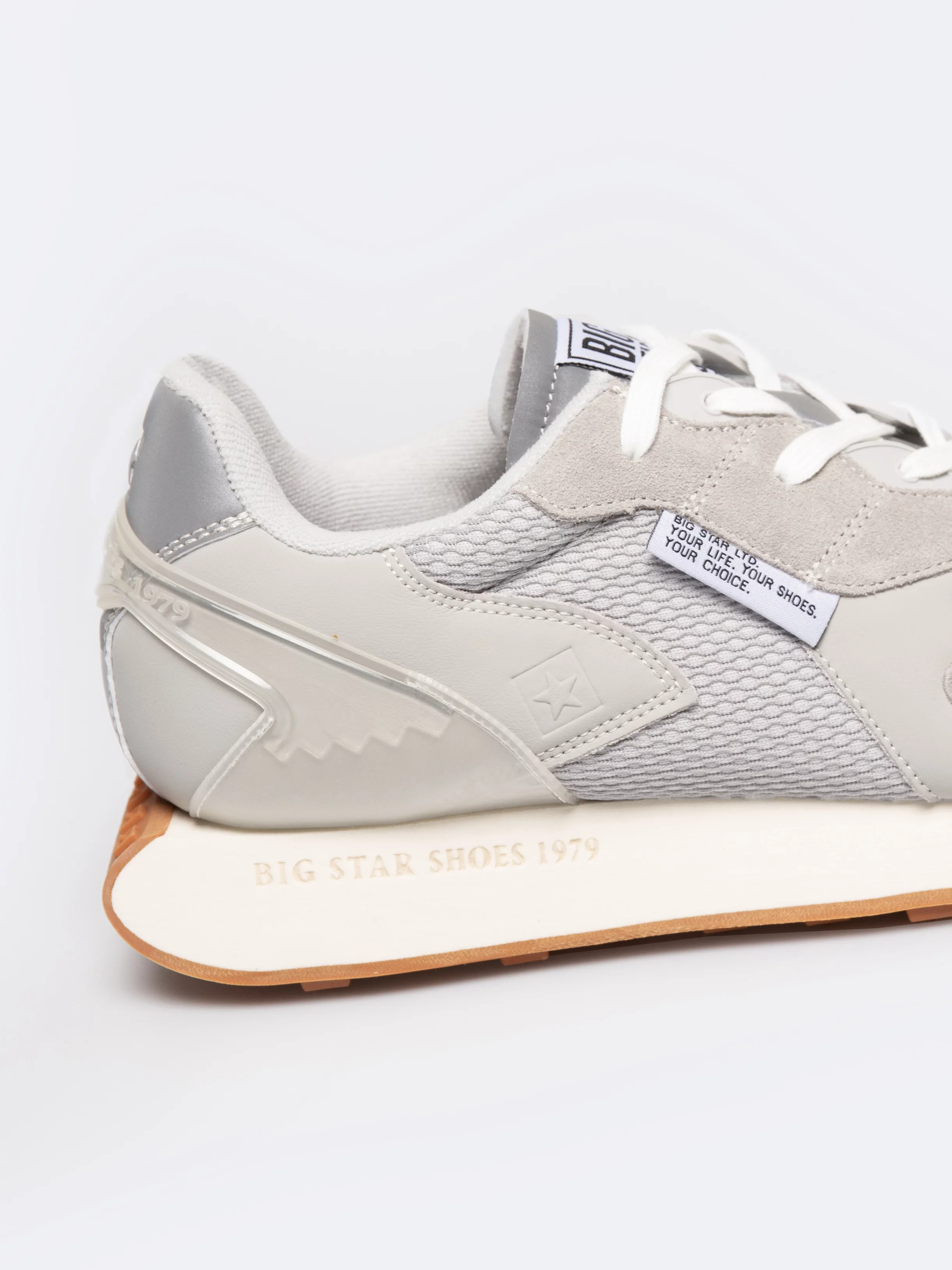 Sneakersy męskie ze skóry naturalnej szare RR174374 902