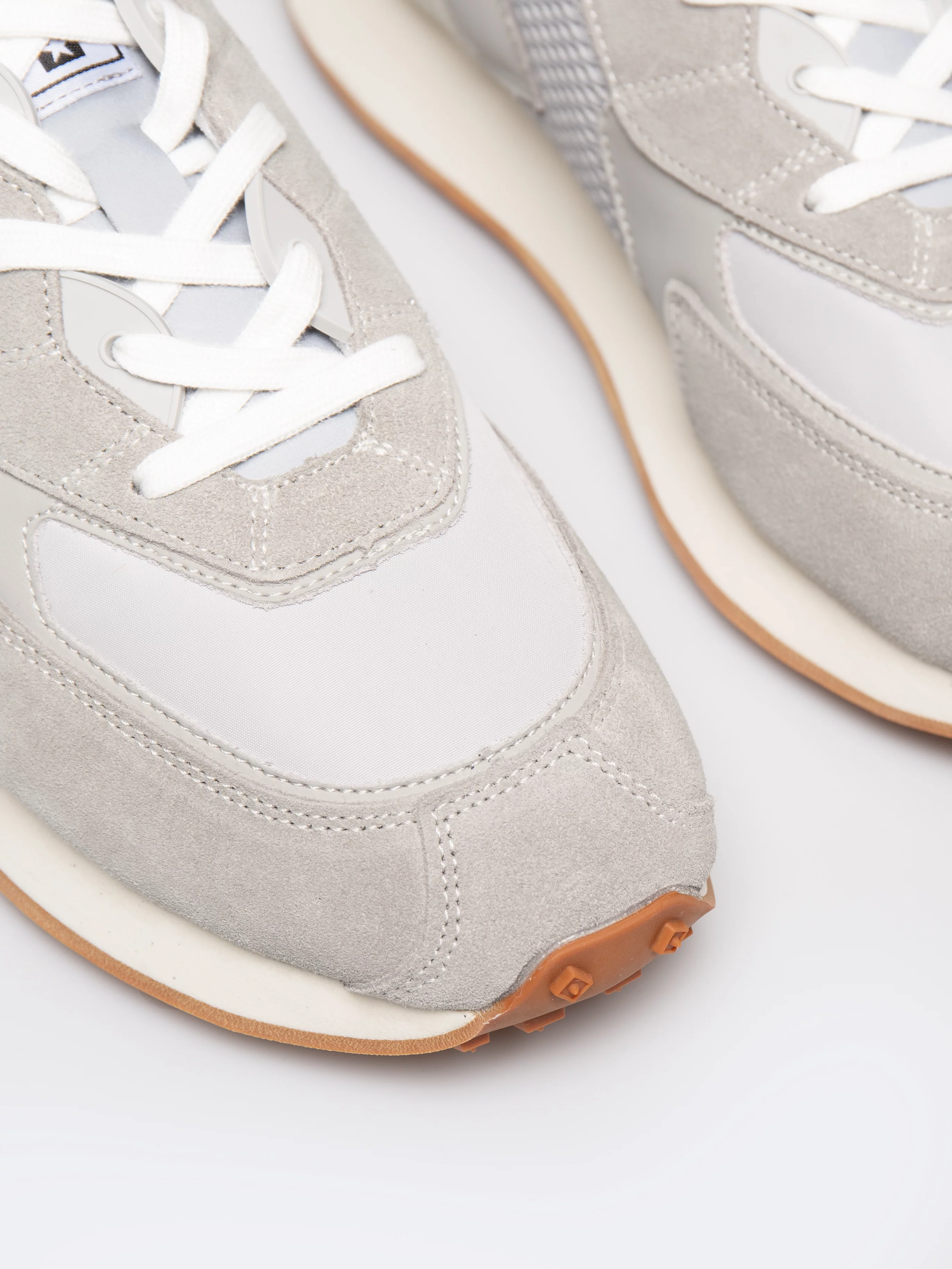 Sneakersy męskie ze skóry naturalnej szare RR174374 902