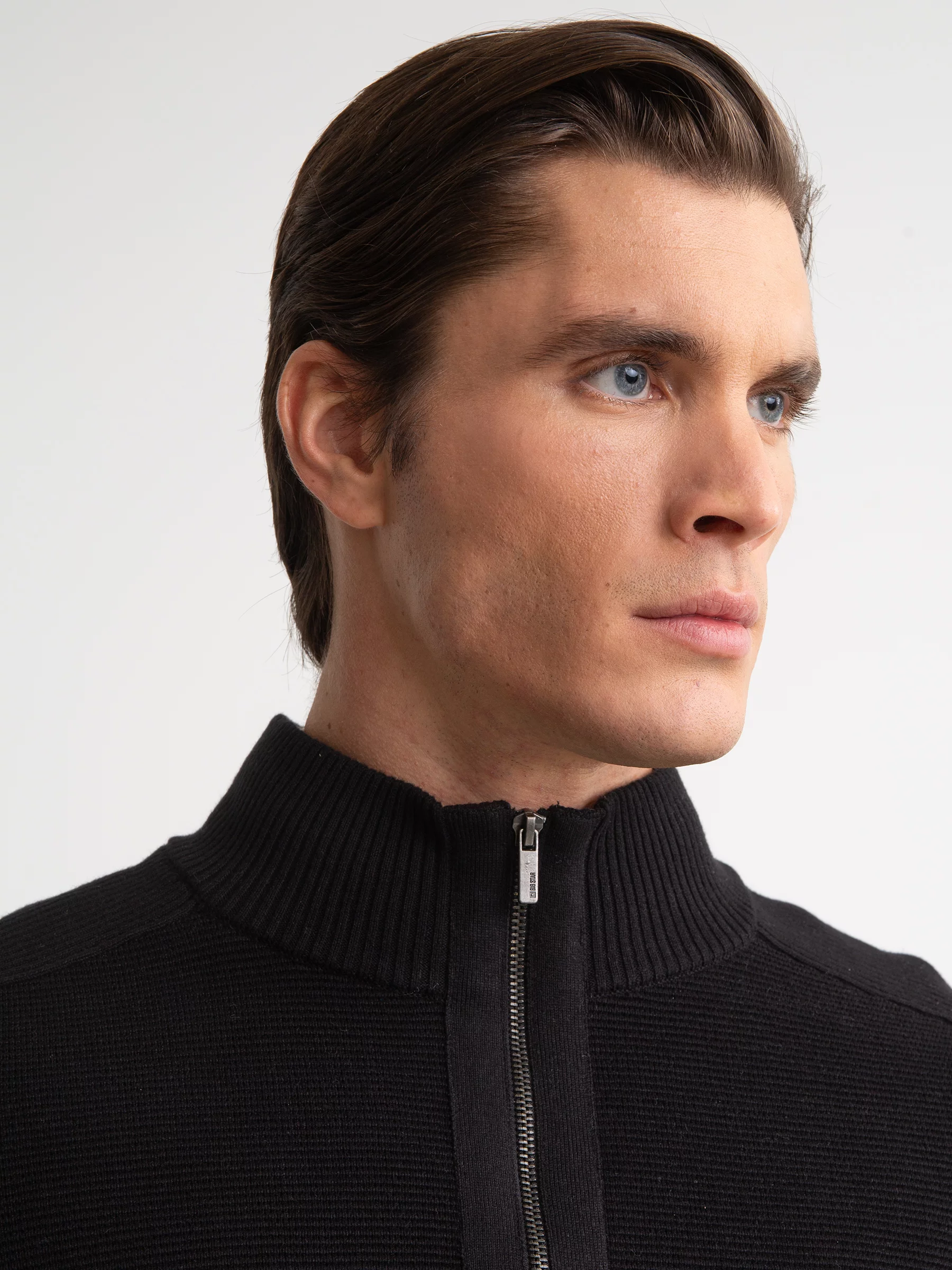 Sweter męski rozpinany ze stójką czarny Tonys 906