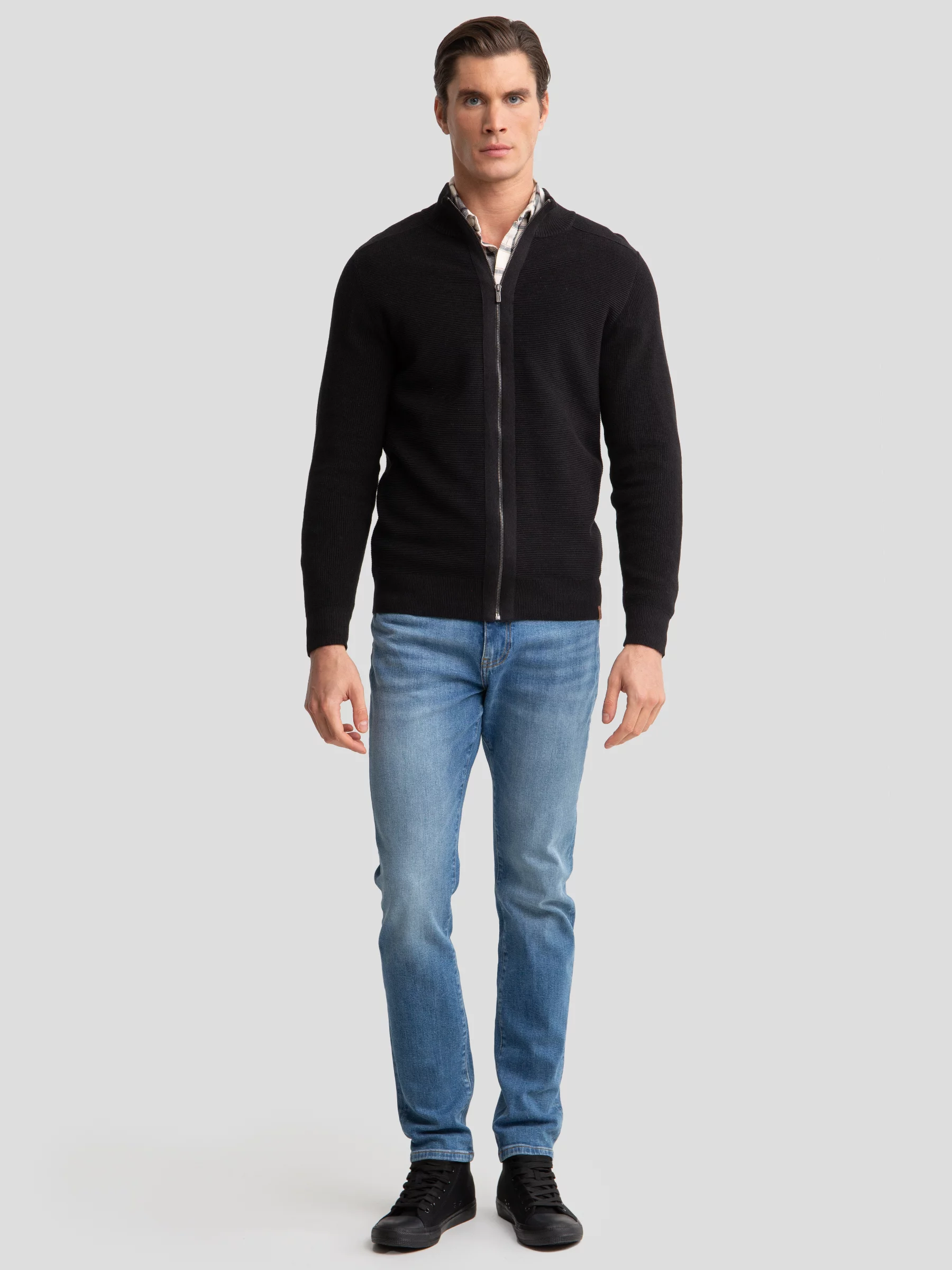 Sweter męski rozpinany ze stójką czarny Tonys 906