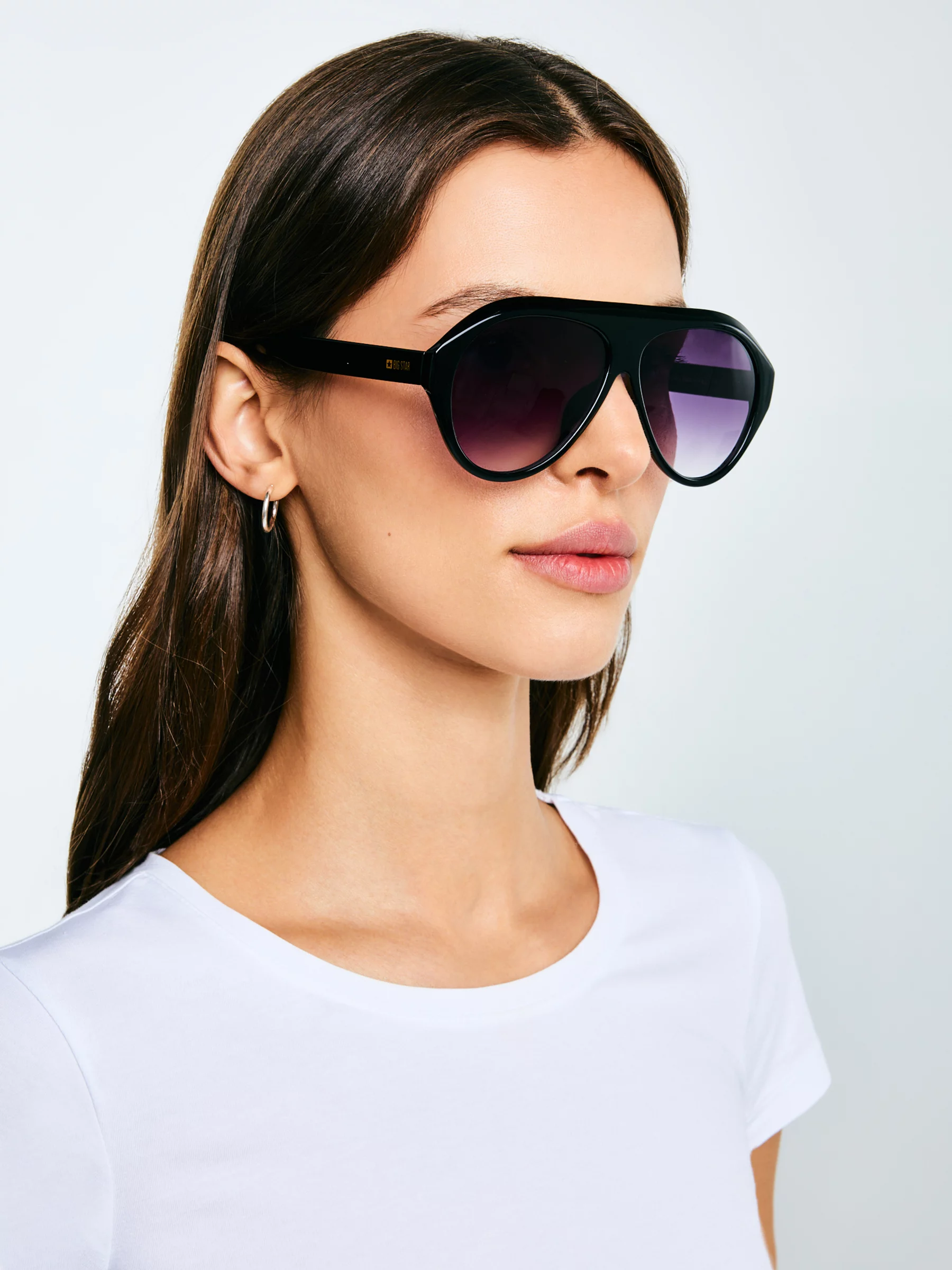 Okulary przeciwsłoneczne czarne Aradi 906