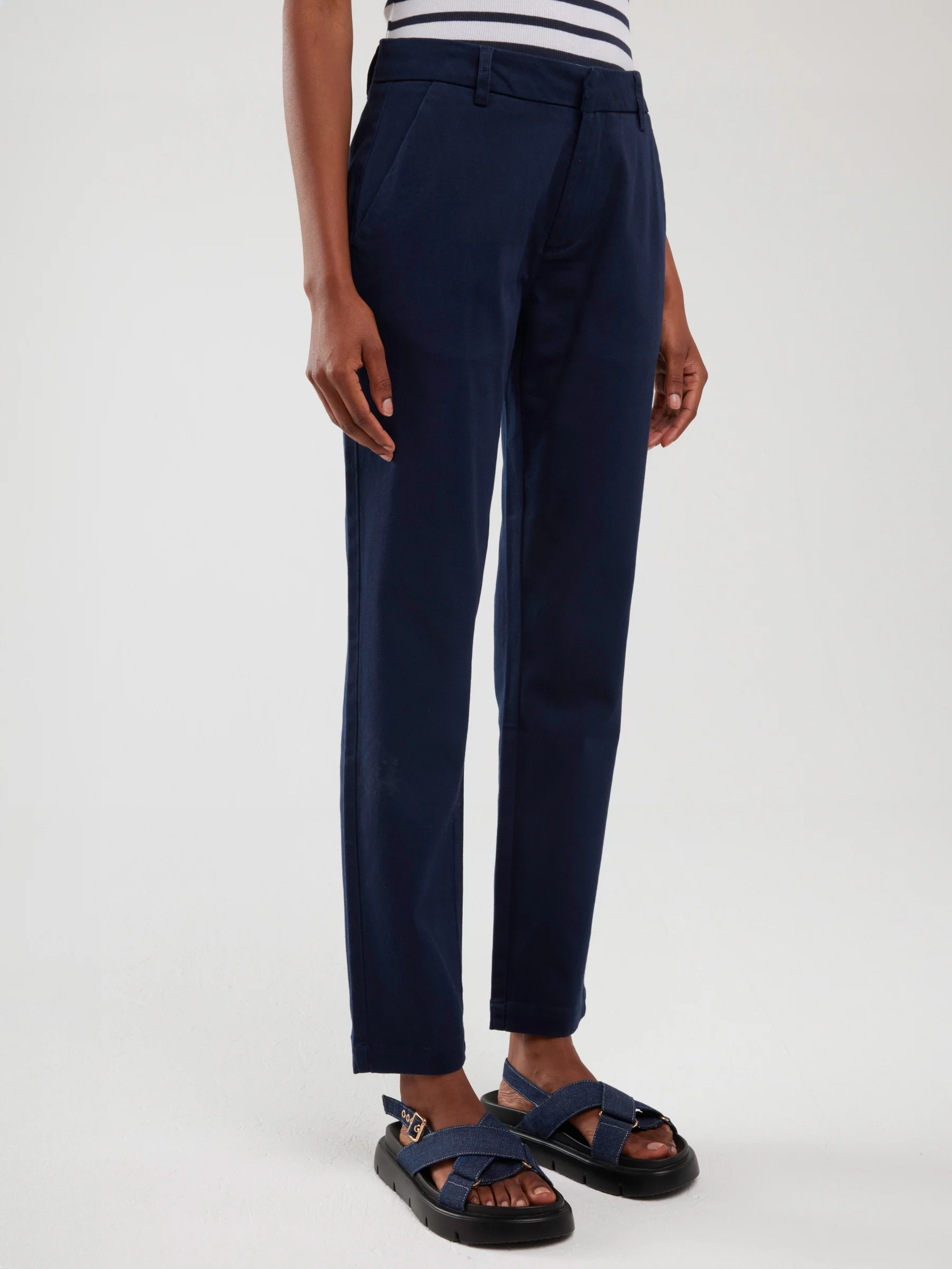 Spodnie damskie chinosy granatowe Danasi 403