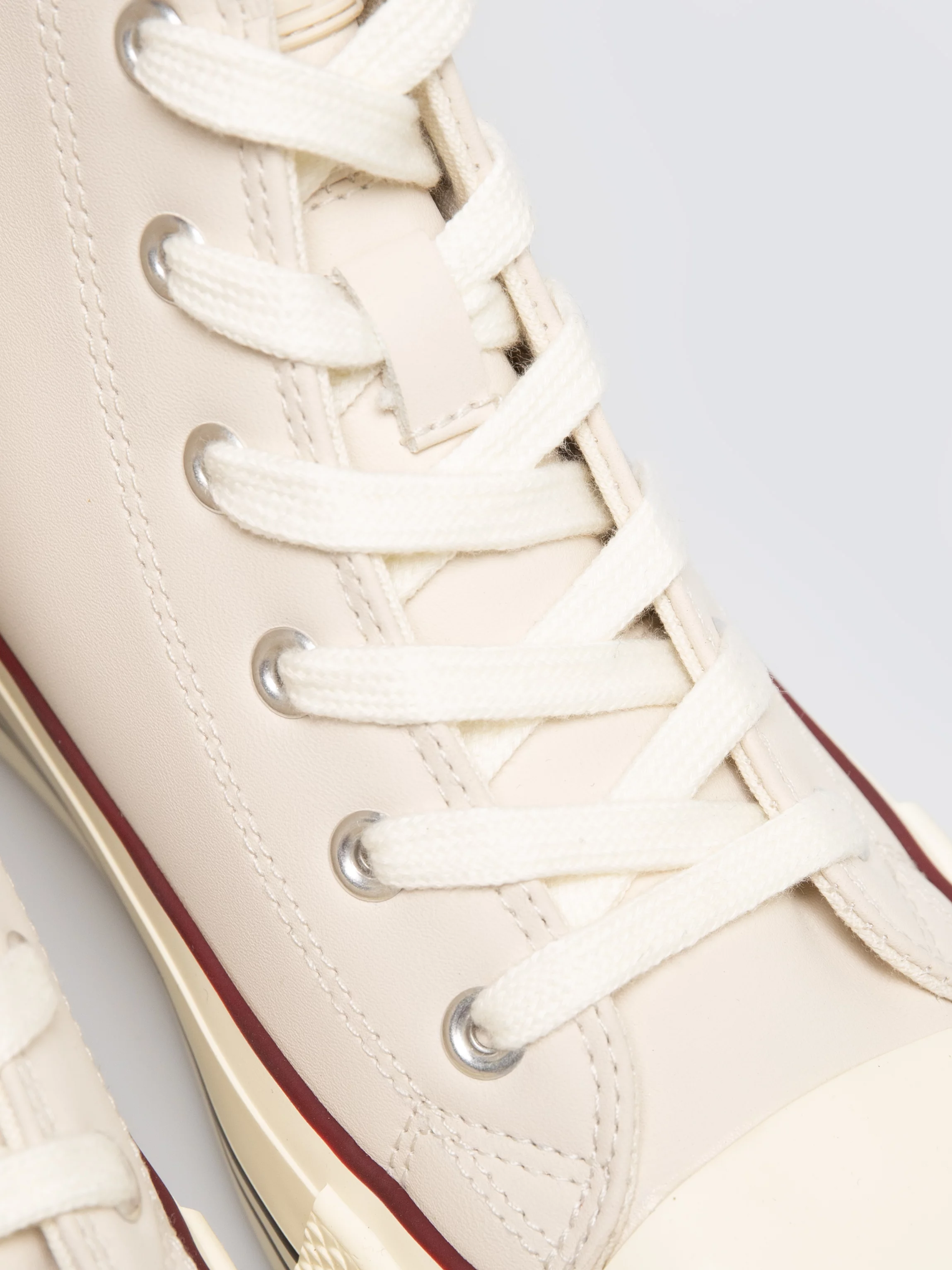 Trampki damskie wysokie ze skóry ekologicznej beżowe SS274293 801