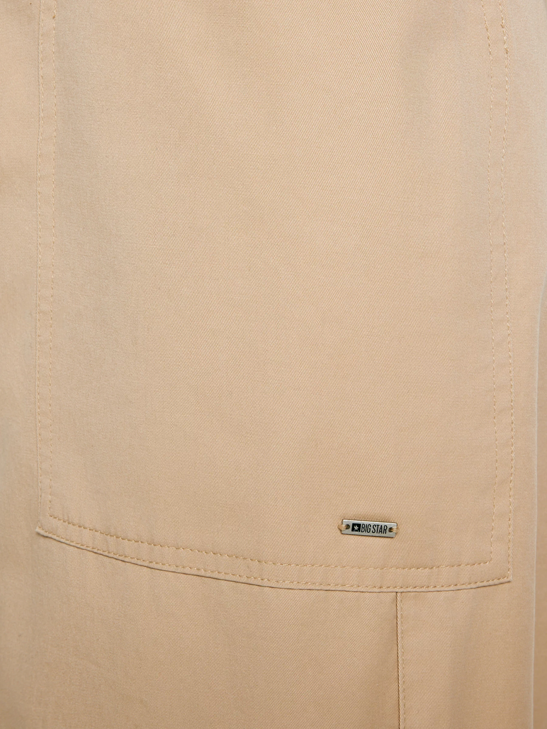 Spodnie damskie 7/8 z kieszeniami beżowe Nakia 801