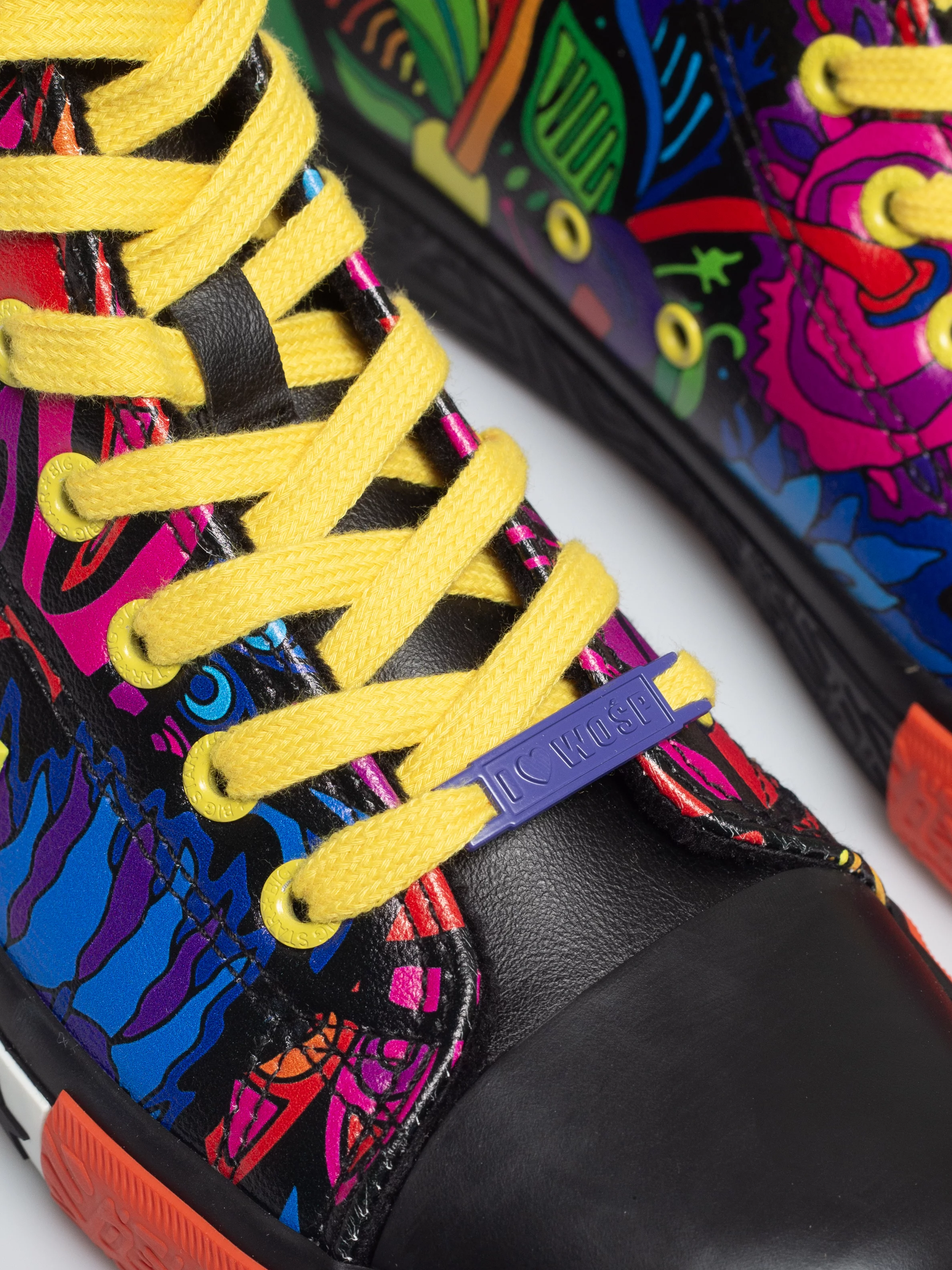 Trampki wysokie ze skóry ekologicznej z nadrukiem WOśP czarne TT174402 906