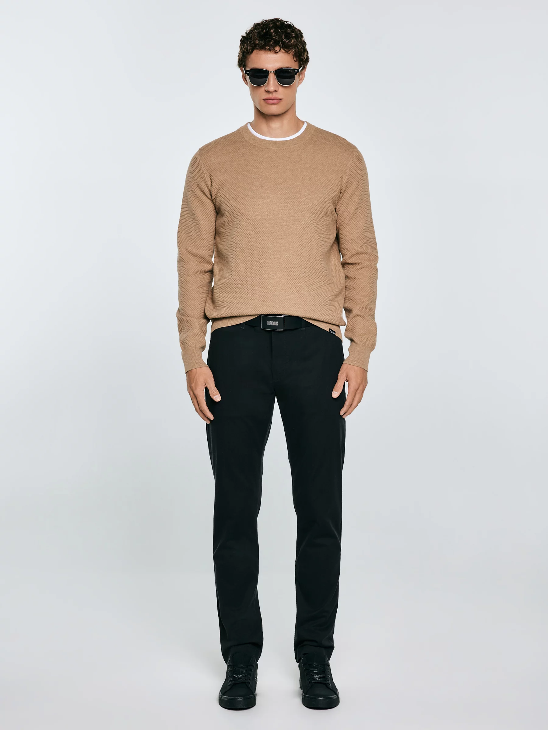 Trampki męskie niskie czarne SS174001 906