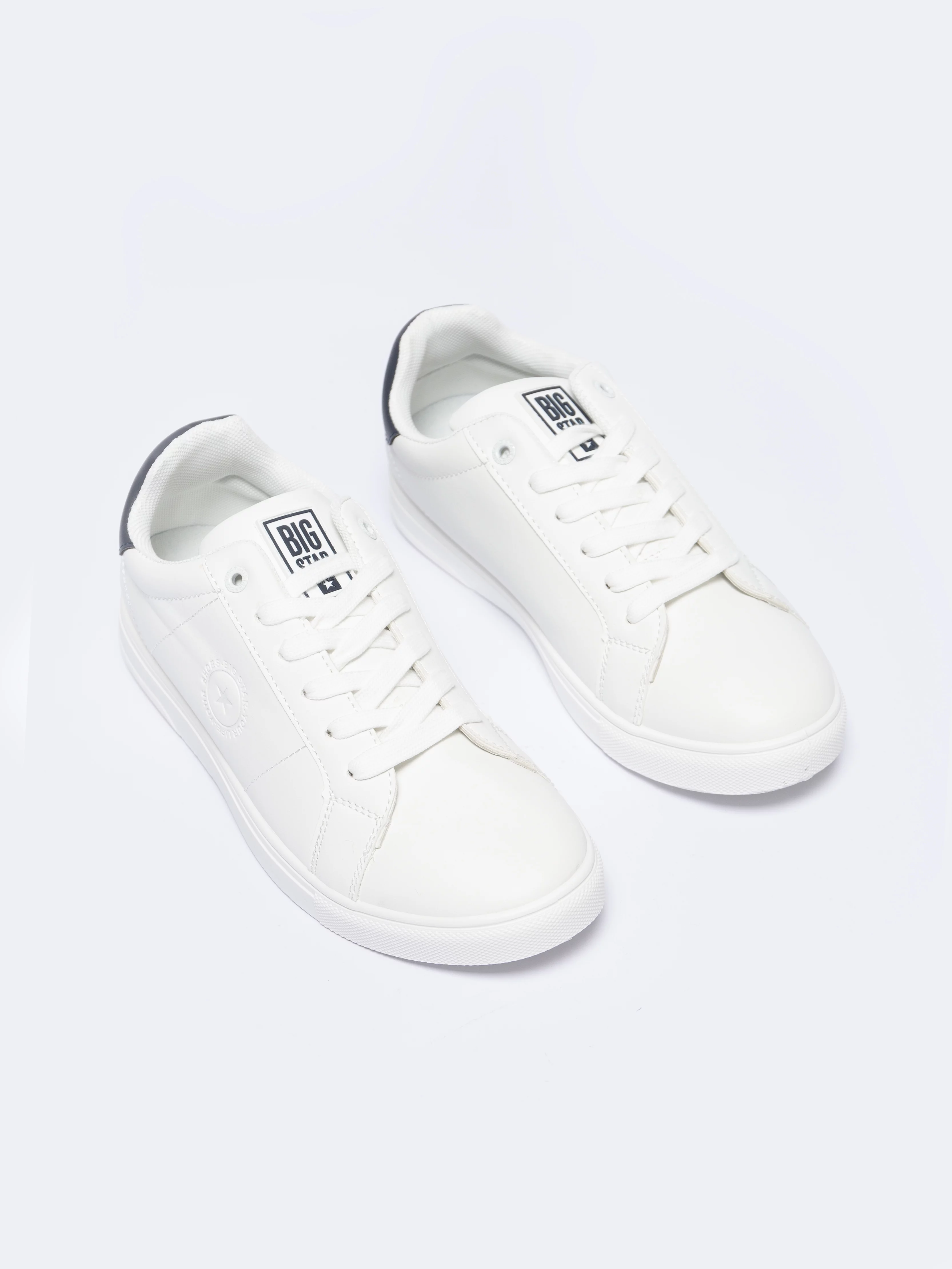 Sneakersy męskie ze skóry ekologicznej białe NN174282 101