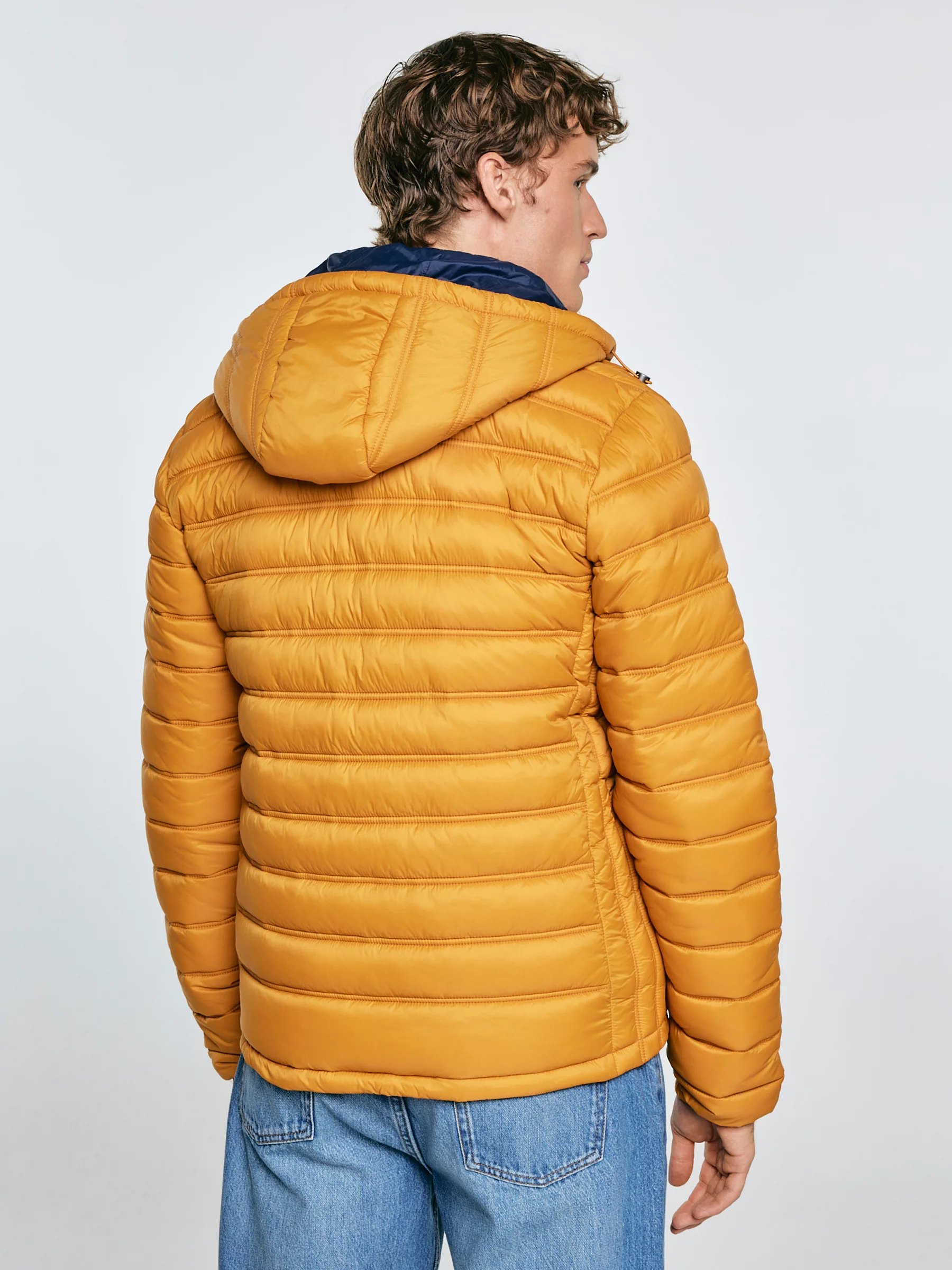 Kurtka męska pikowana z kapturem żółta Acarf 202