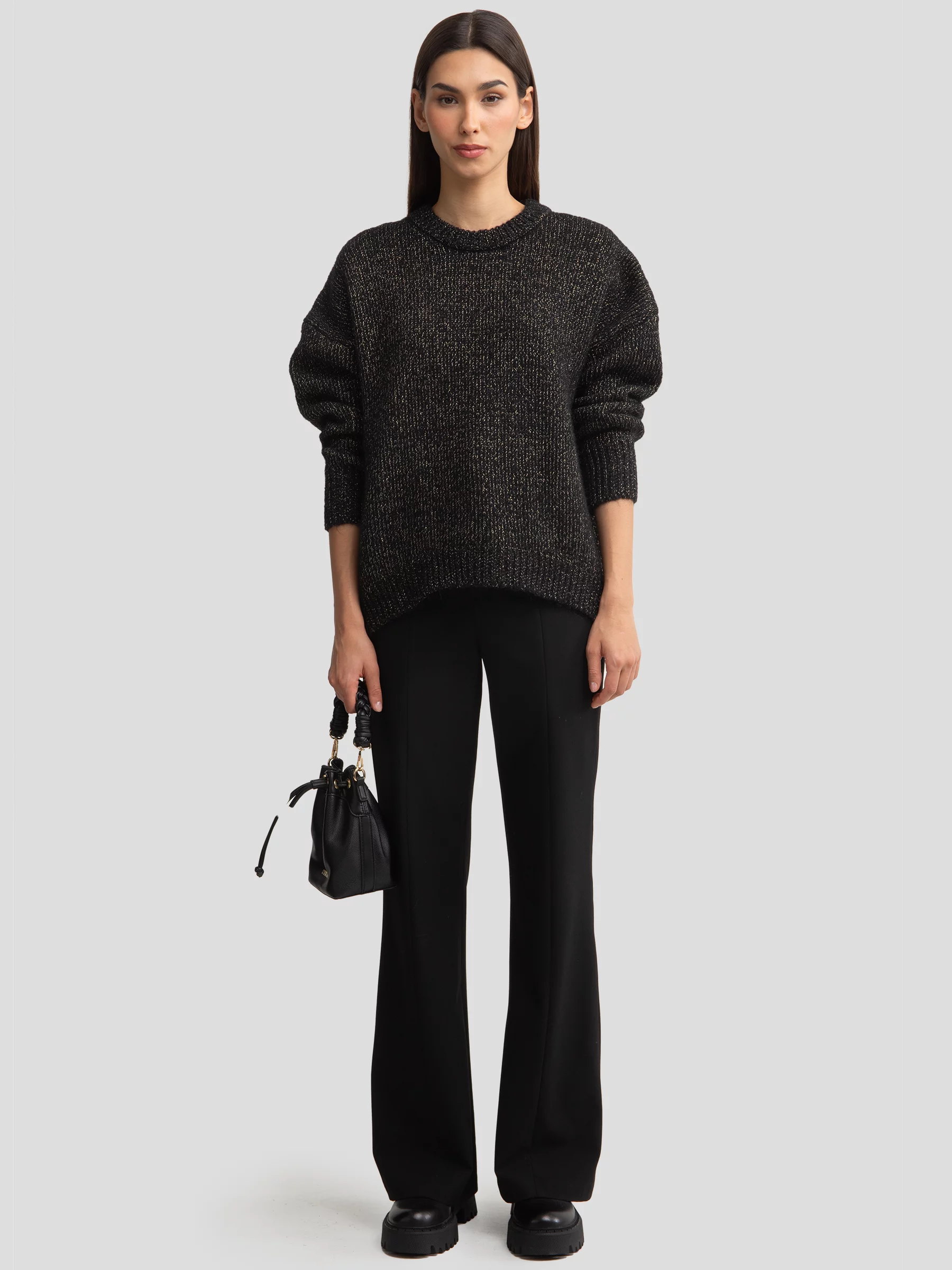 Sweter damski oversize z dodatkiem wełny czarny Mayamessa 906