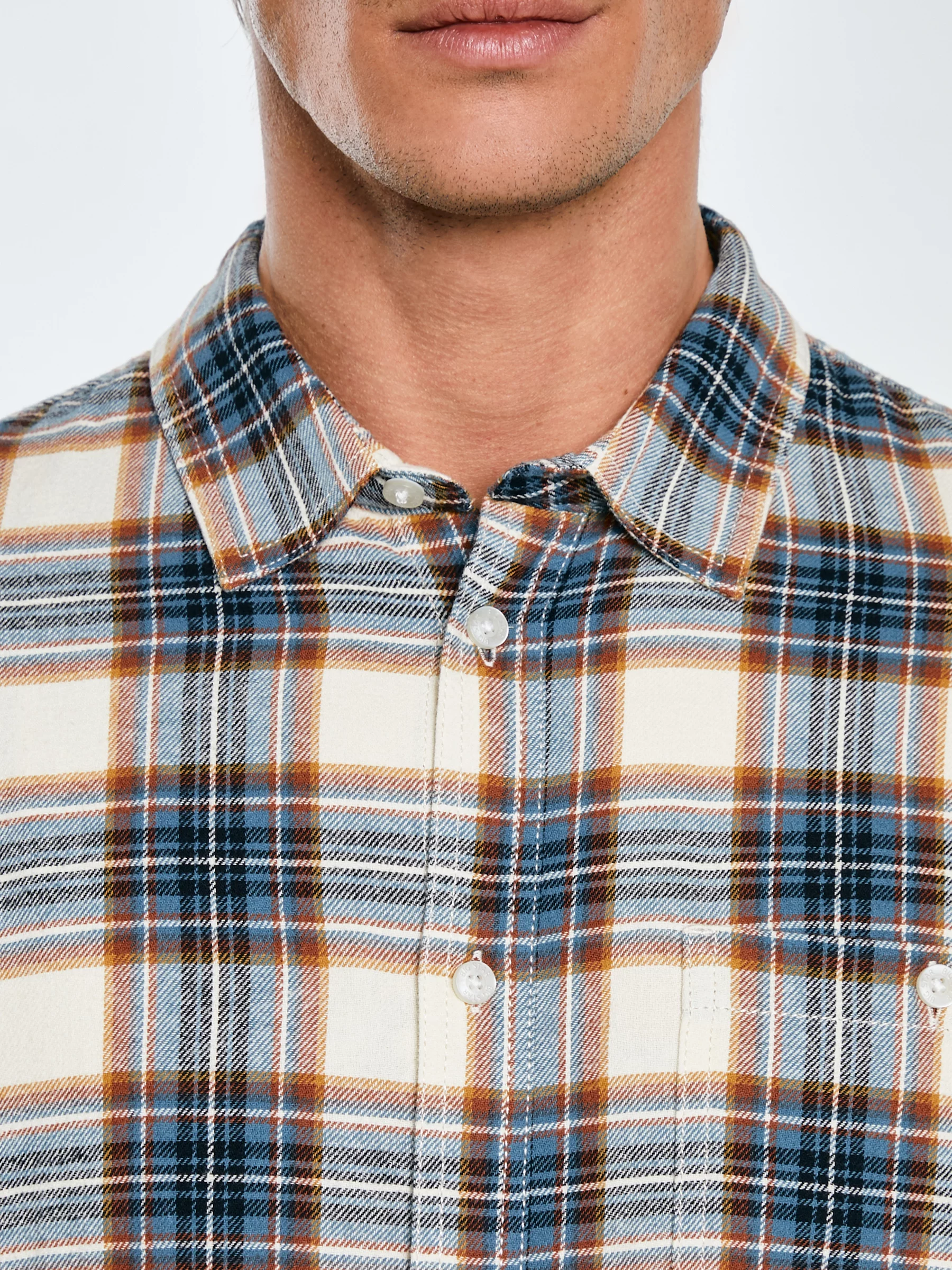 Koszula męska flanelowa w kratę niebieska Flaneno 401