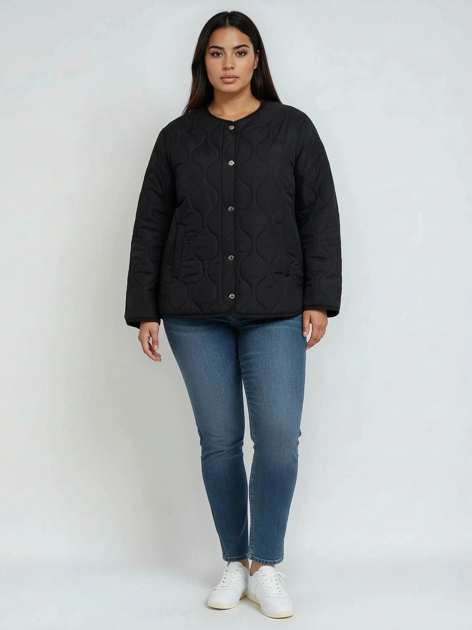 Kurtka damska z ozdobnym pikowaniem przejściowa czarna Charla 906