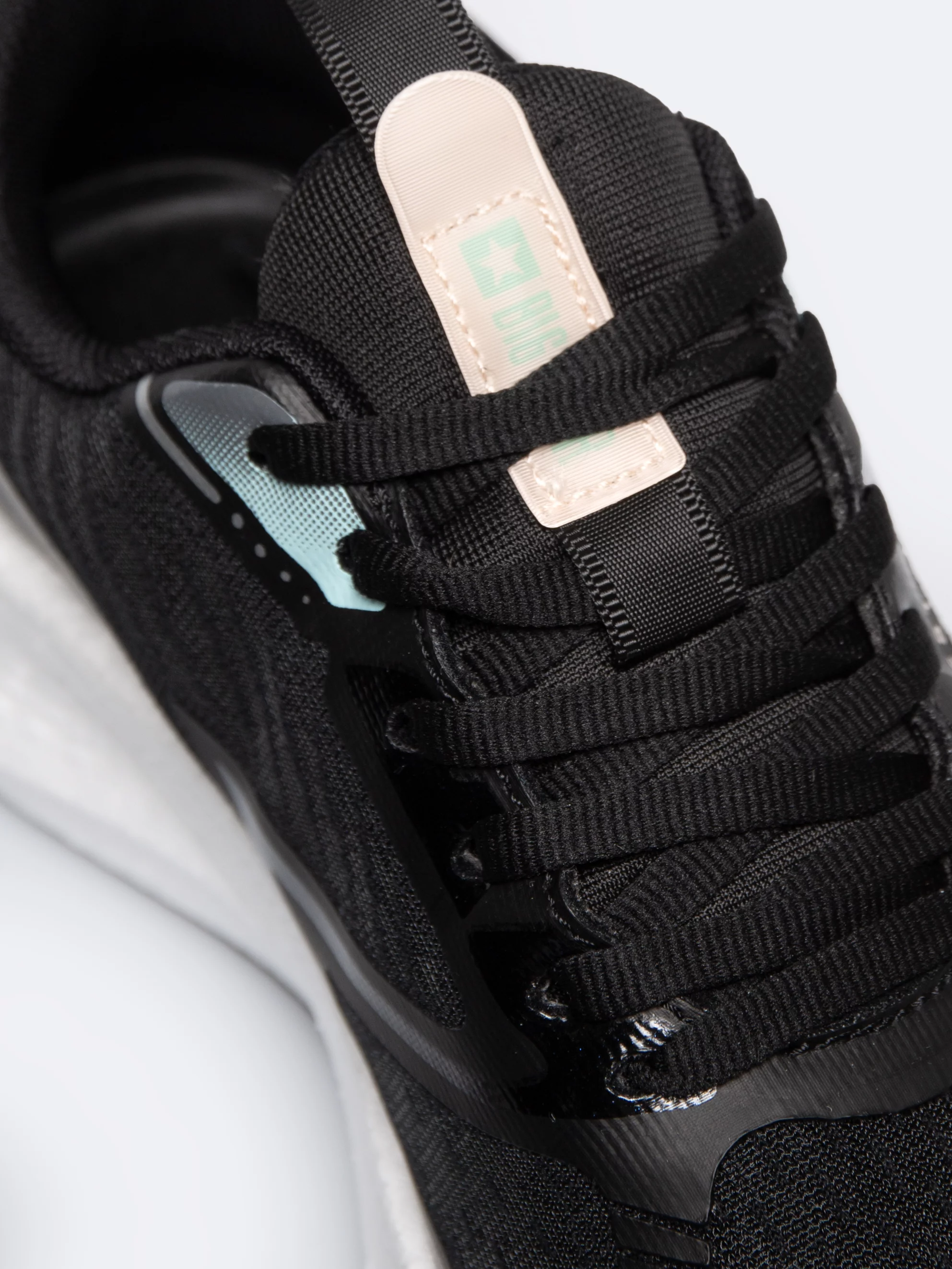 Sneakersy damskie czarne RR274A160 906