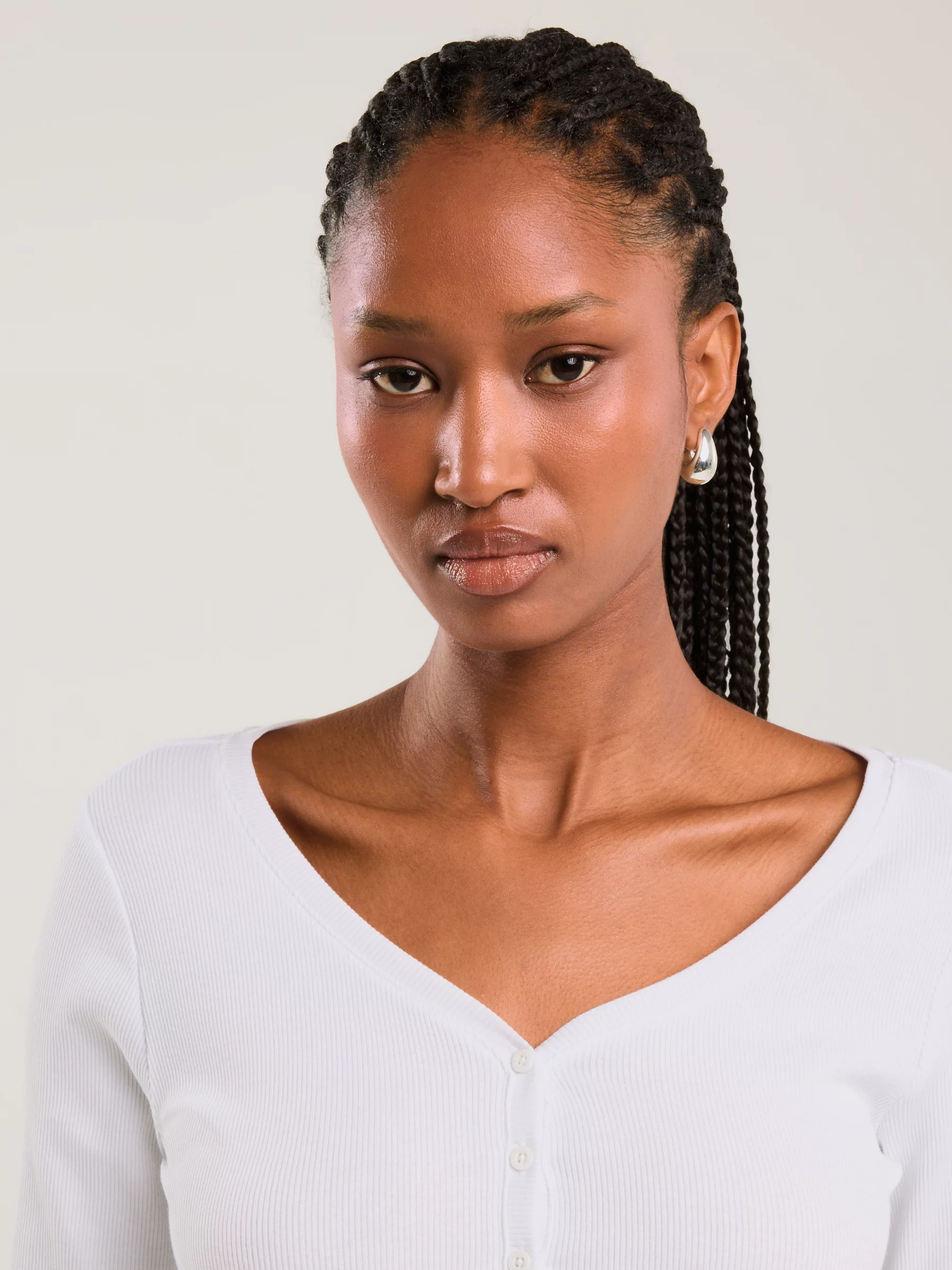 Bluzka damska z prążkowanej dzianiny biała Nathalie 101