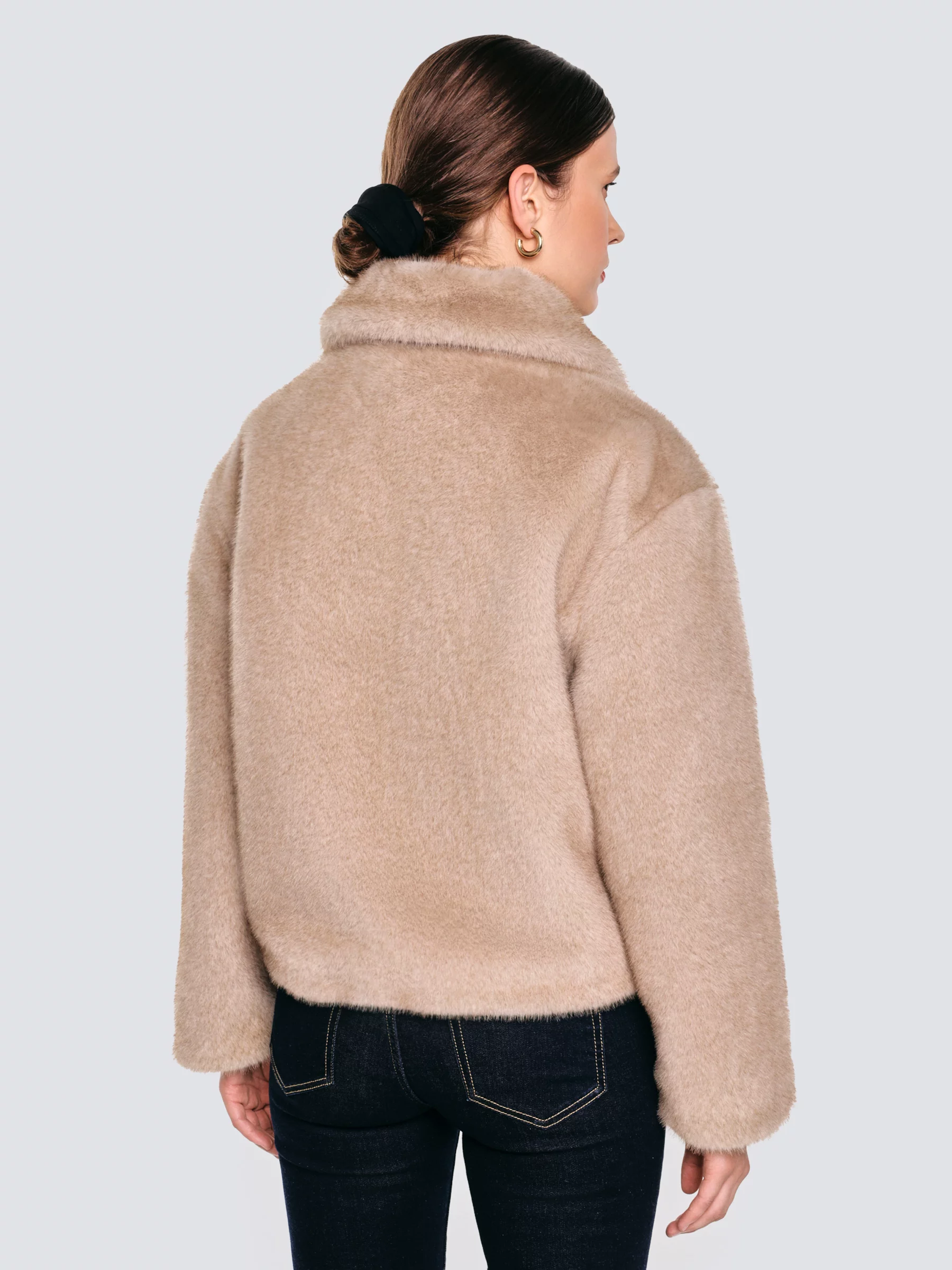 Kurtka damska futerko beżowa Godivasa 800