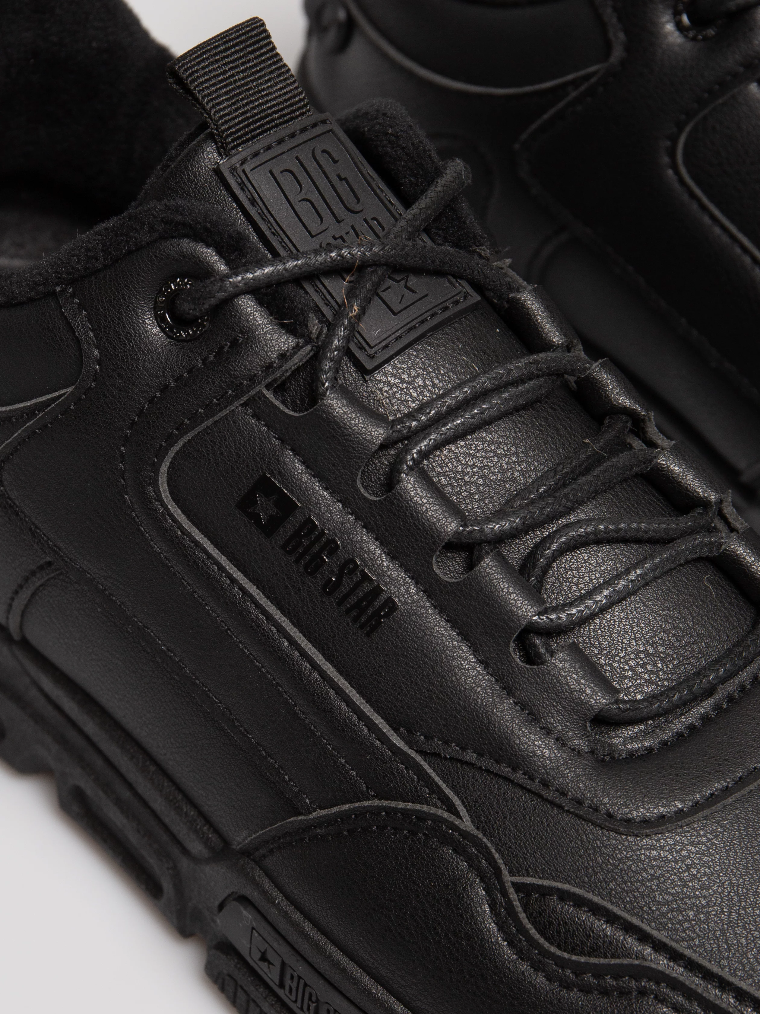 Sneakersy męskie ze skóry ekologicznej czarne OO174584 906