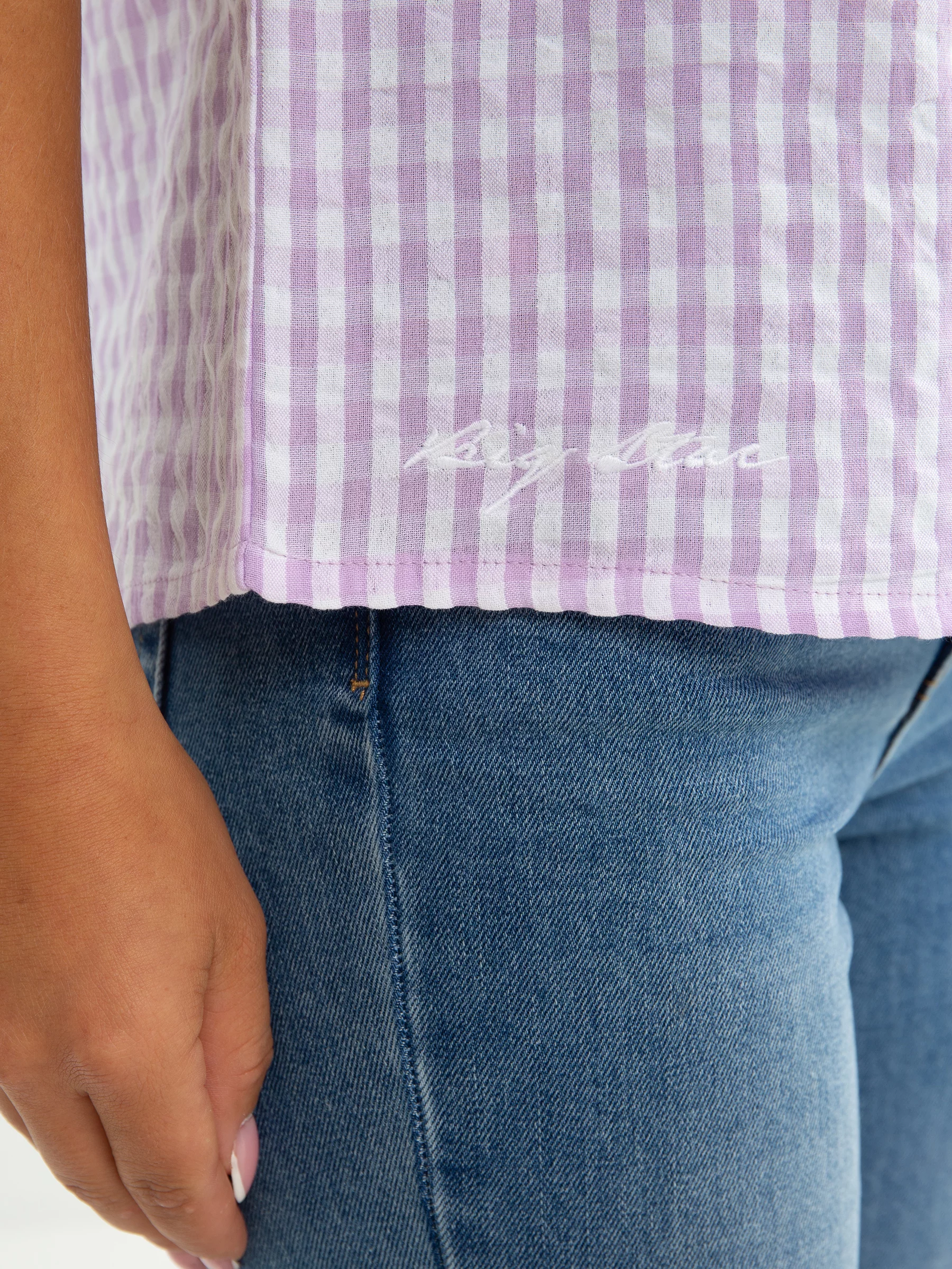 Bluzka dziewczęca ze strukturalnej tkaniny w kratkę fioletowa Kinga 500