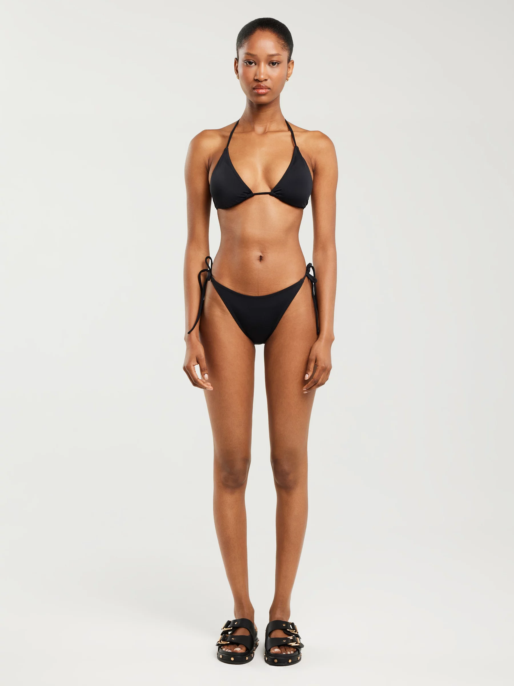 Góra od kostiumu kąpielowego czarna Bellsa 906