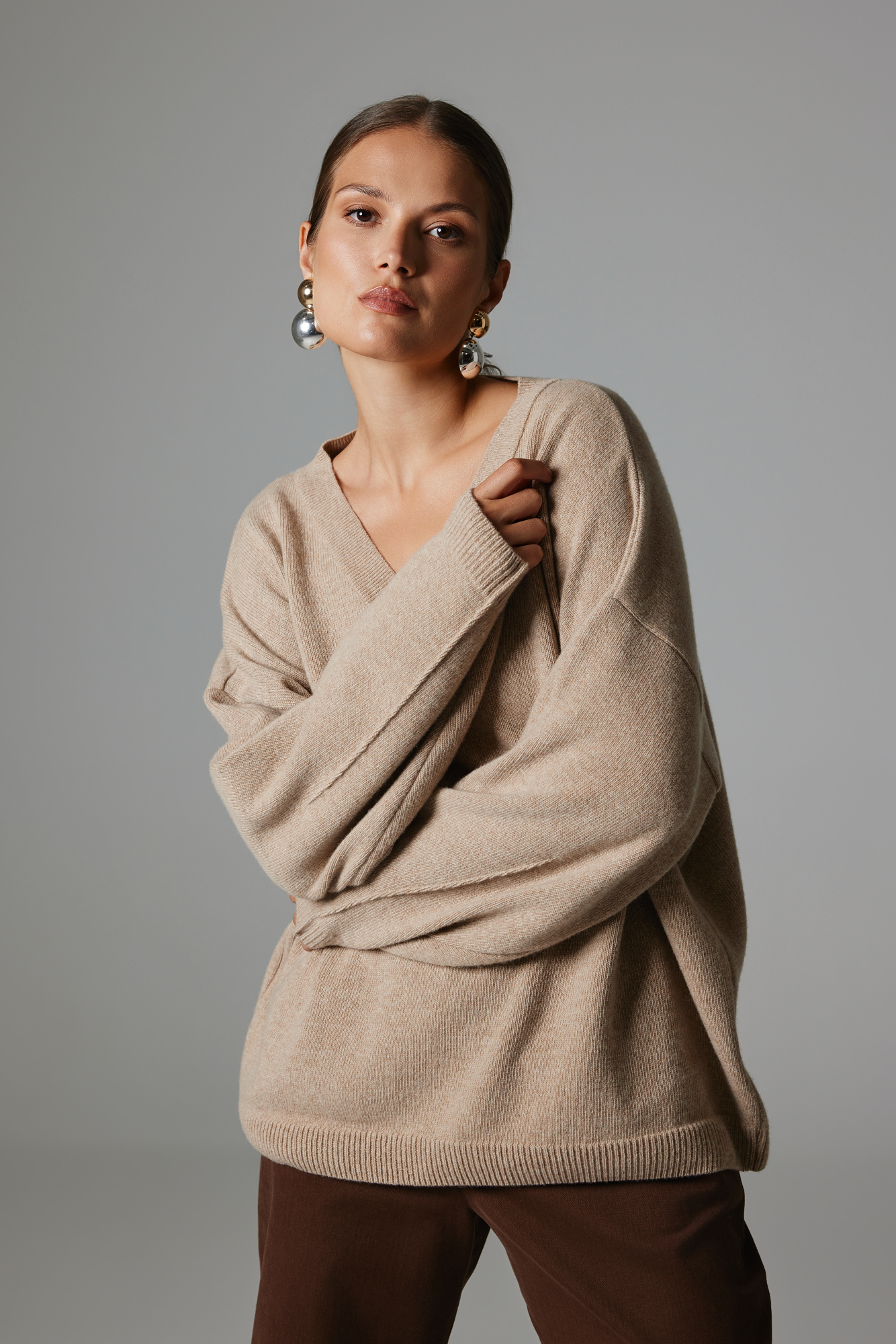 WEŁNIANY SWETER SANTE BEŻOWY One size - Flawless
