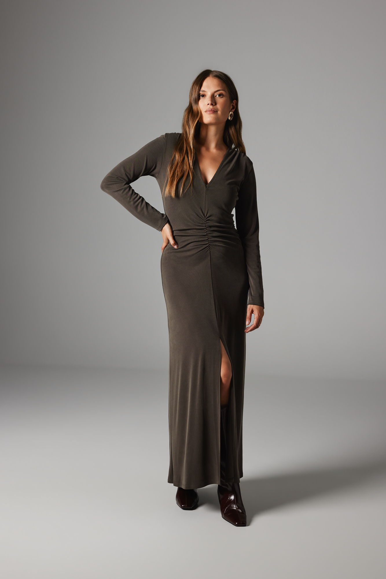 SUKIENKA NICOLE SZARO- BRĄZOWA M - Flawless