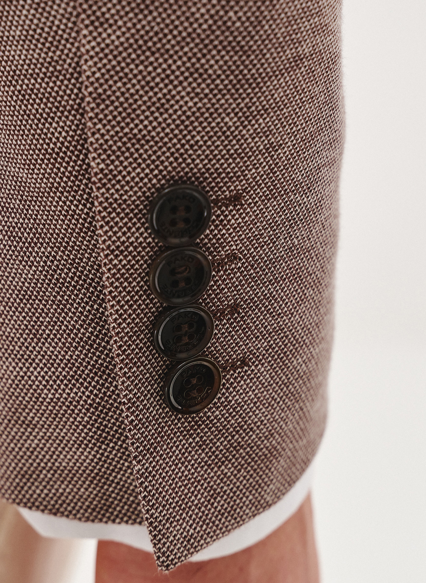 Dzianinowa marynarka w kolorze brązowym - Pako Lorente