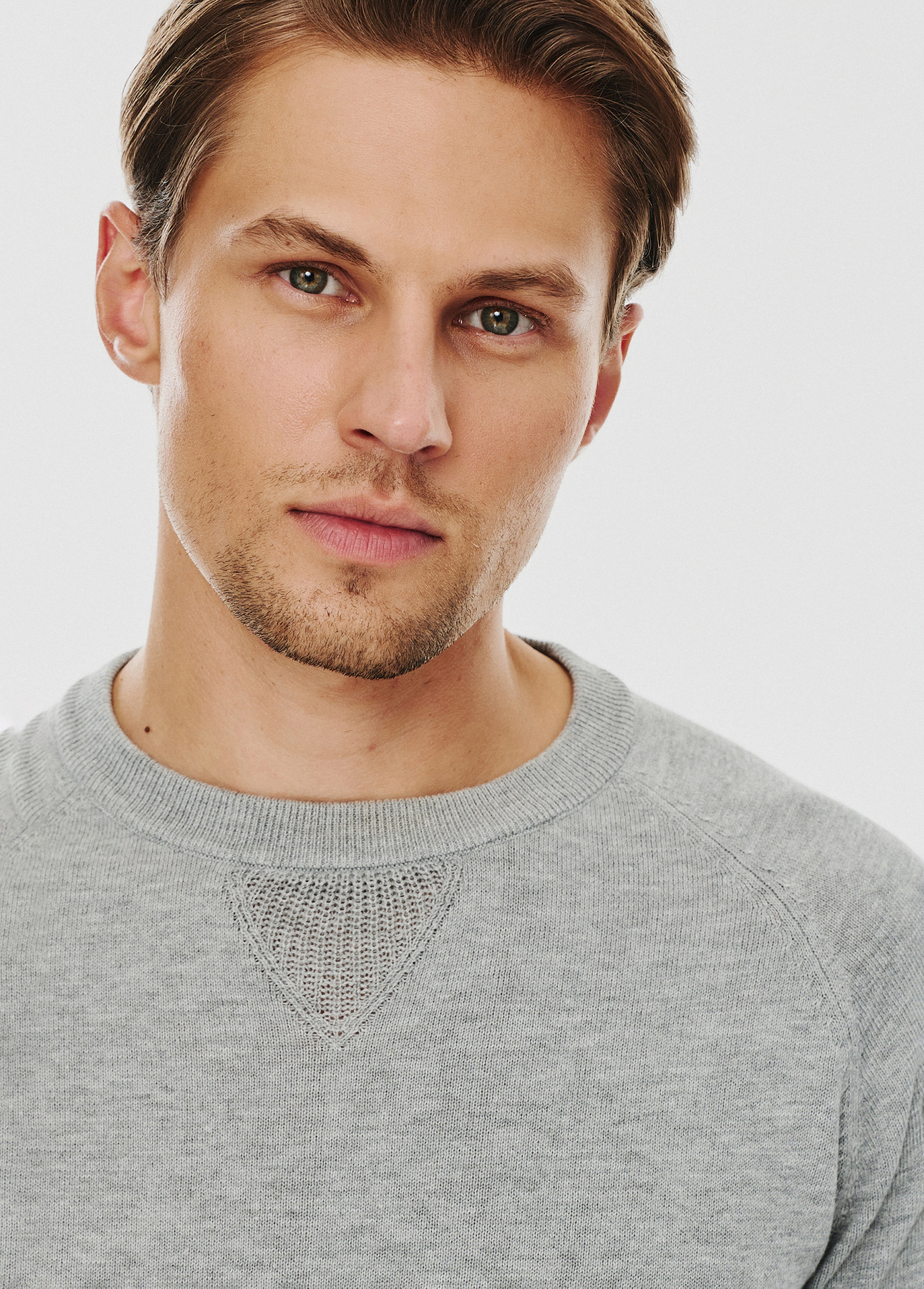 Jasnoszary sweter męski - Pako Lorente