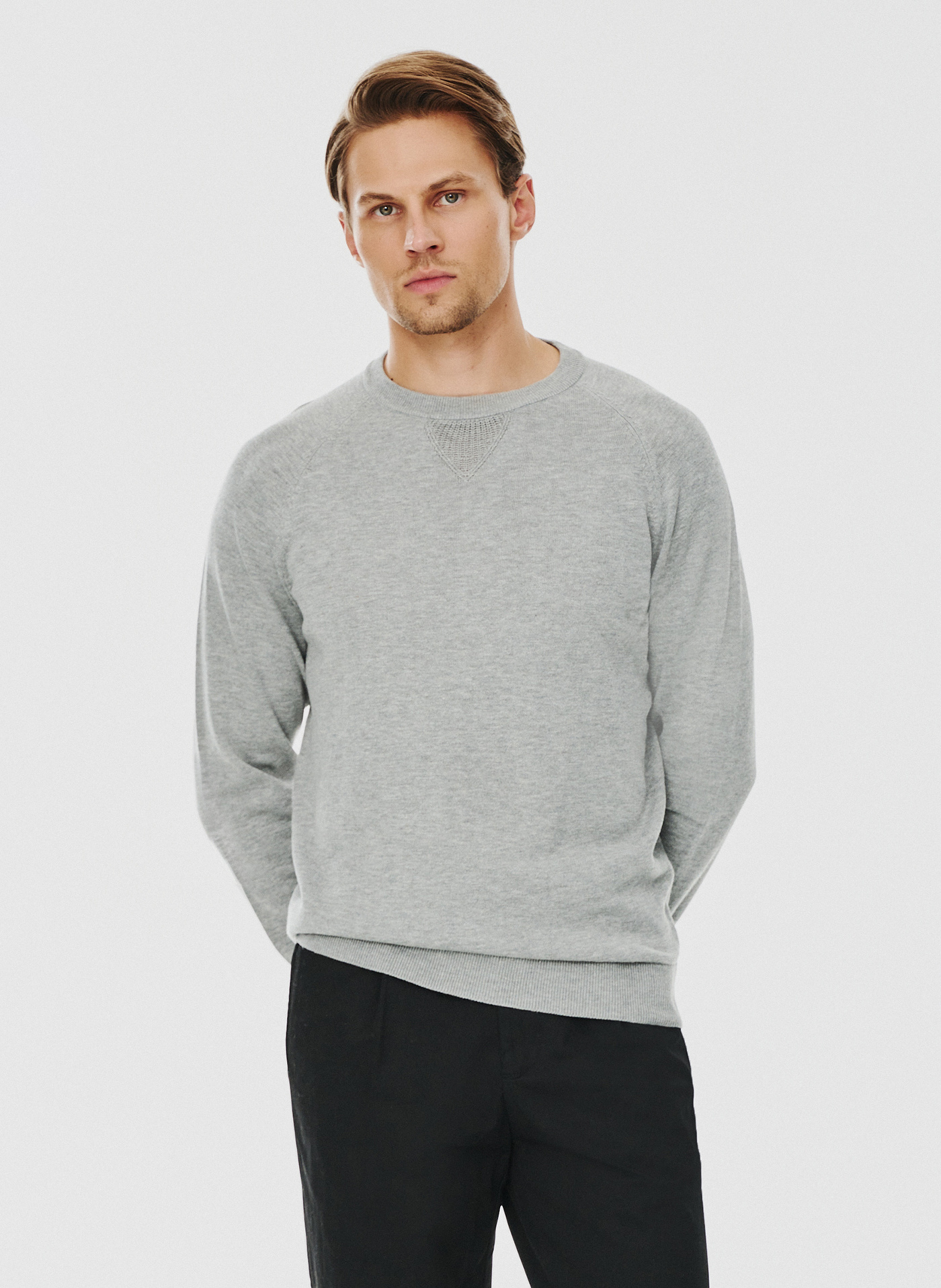 Jasnoszary sweter męski - Pako Lorente