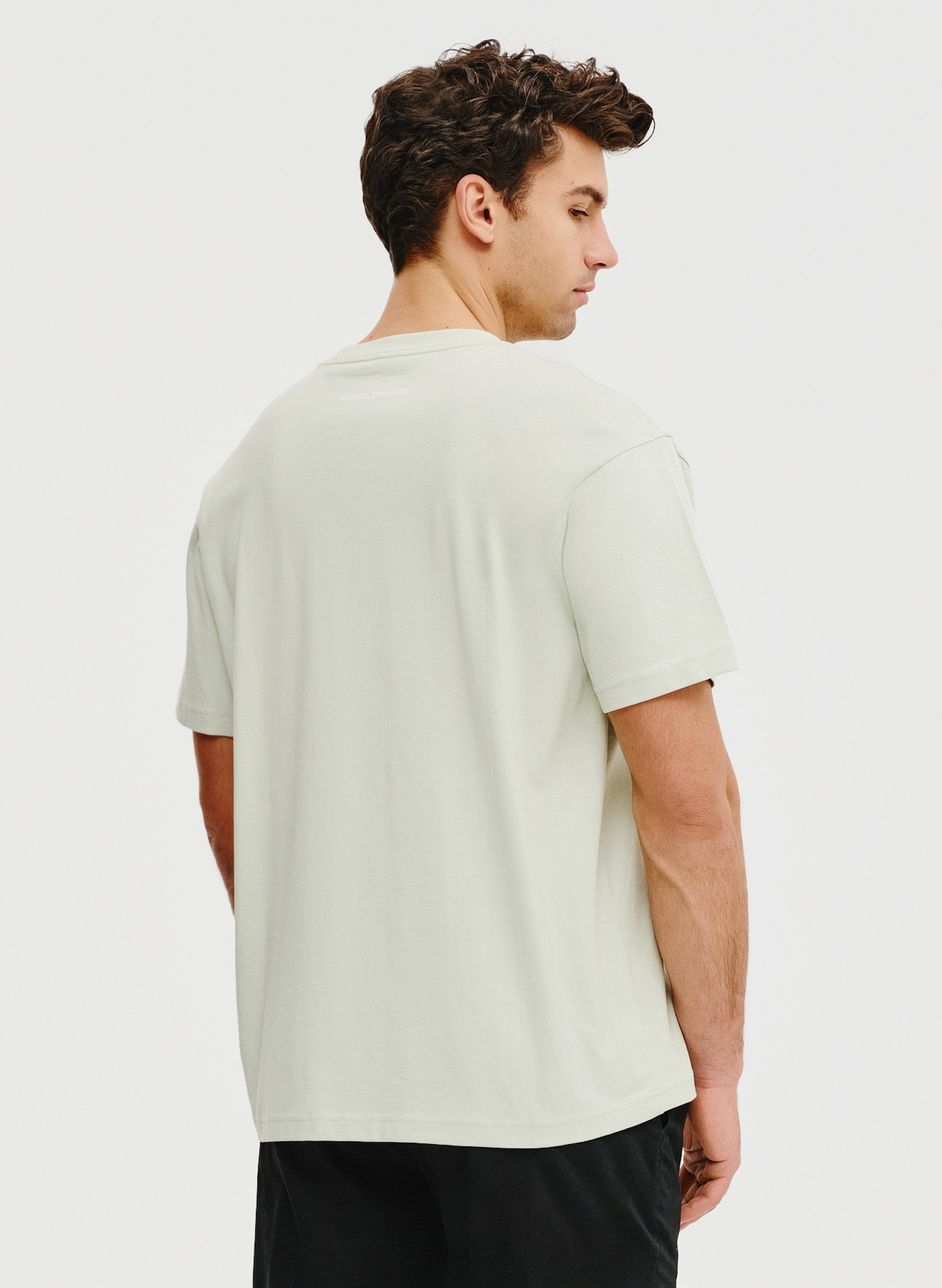 Oliwkowy t-shirt oversize - Pako Lorente