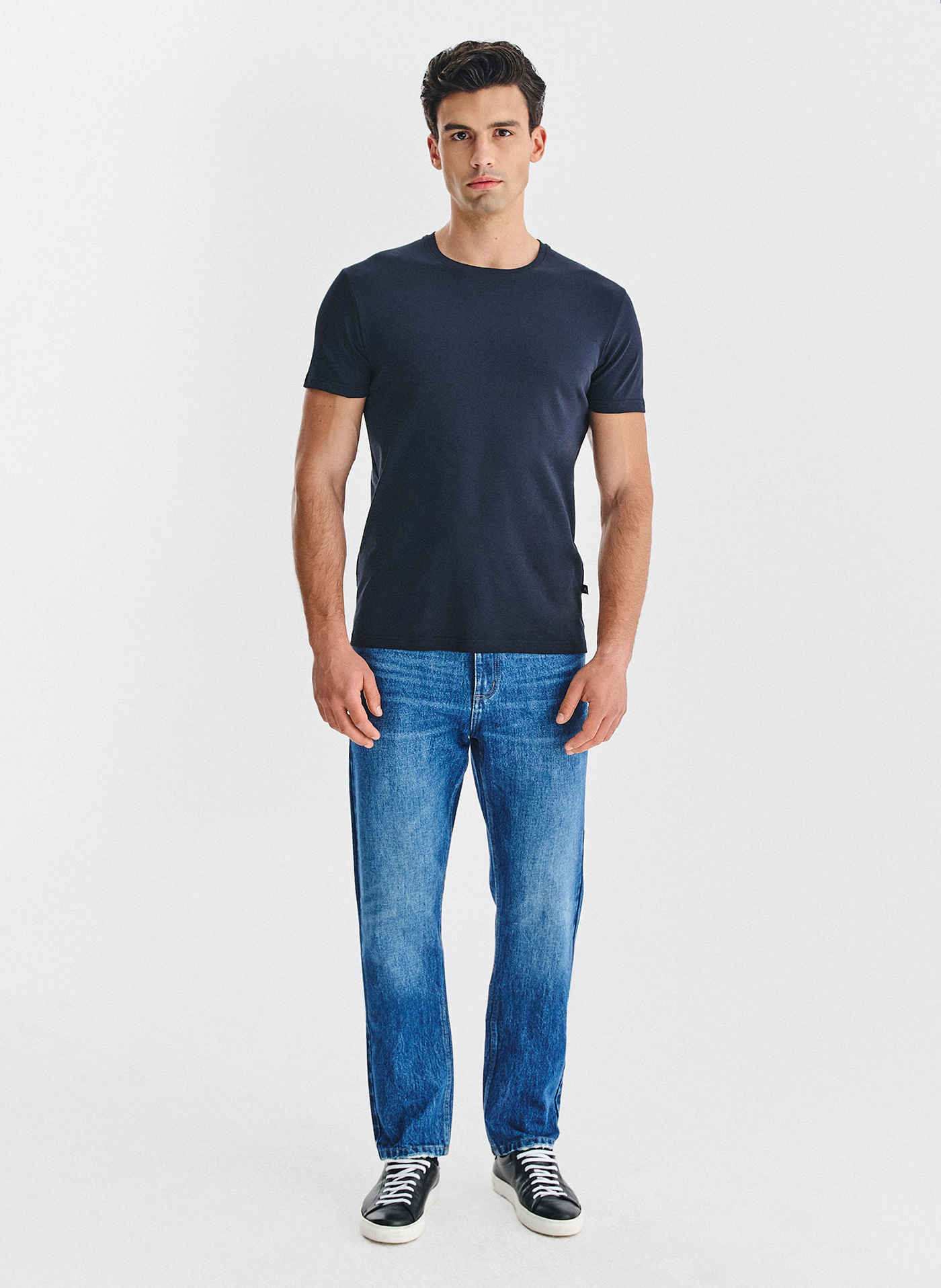 Granatowy t-shirt męski - Pako Lorente