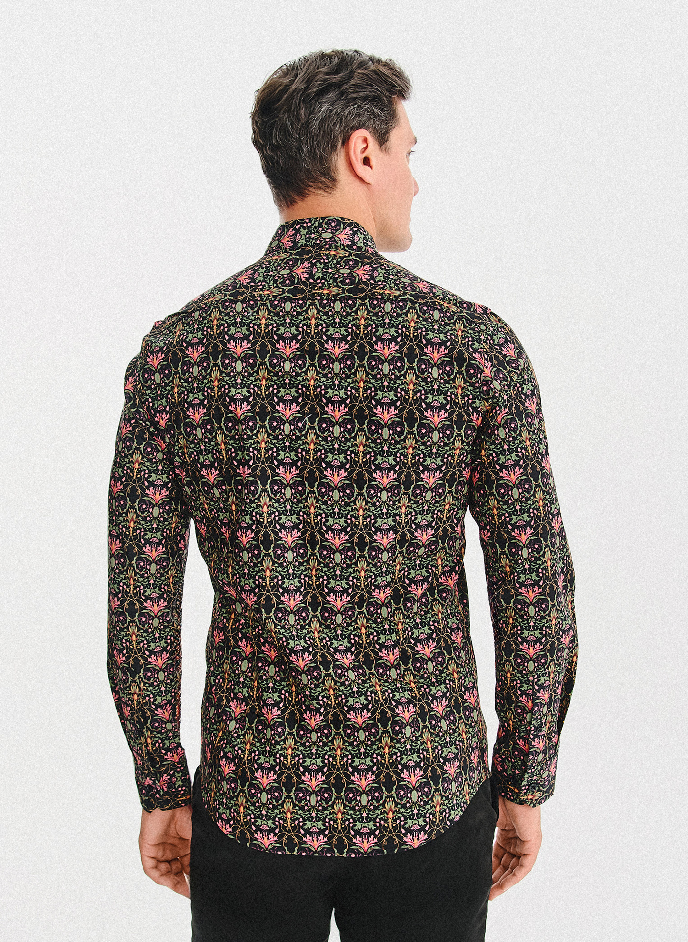 PAKO LORENTE - Czarna koszula w kolorowe kwiaty - Pako Lorente