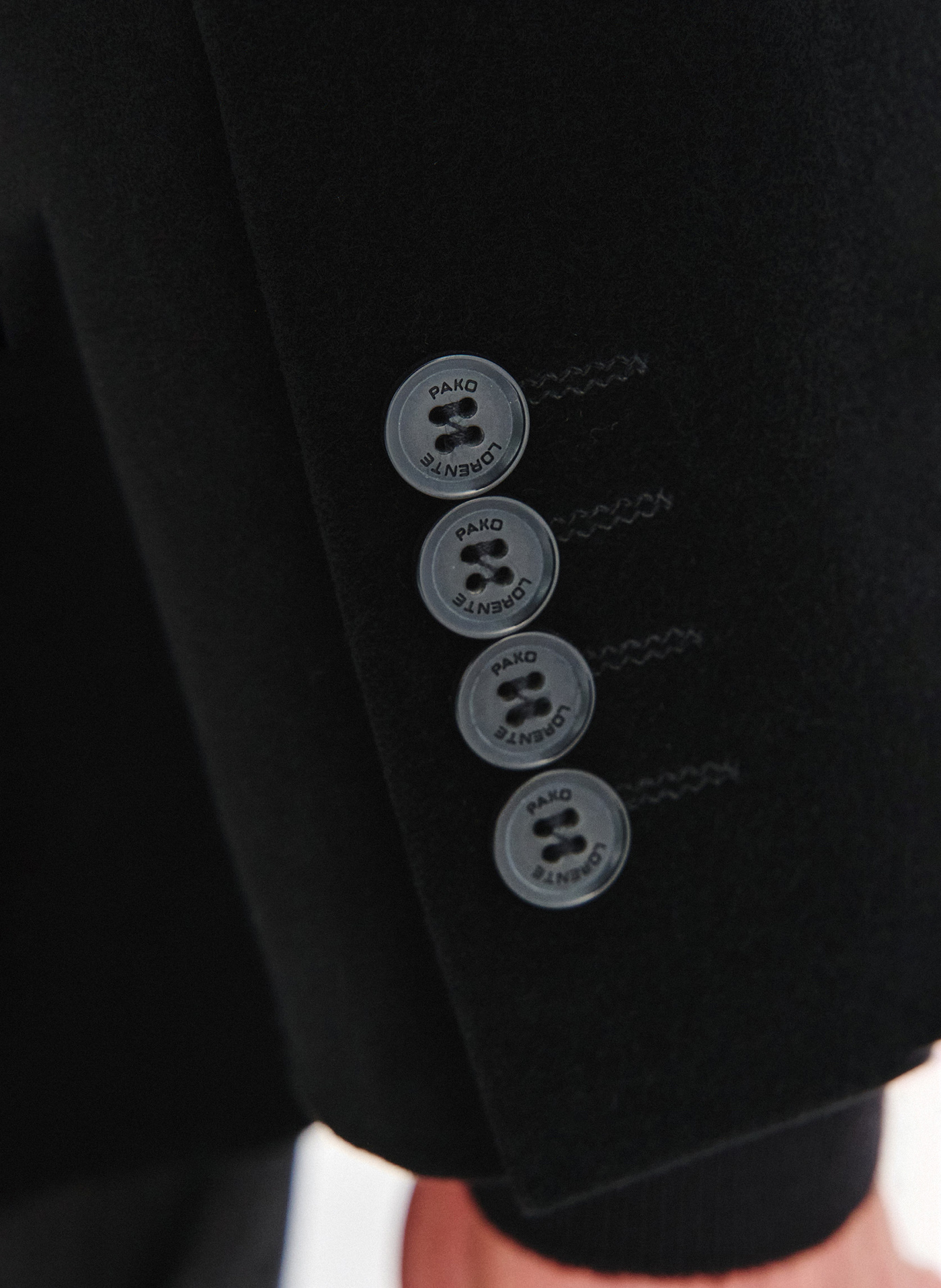 Czarna dwurzędowa marynarka męska - Pako Lorente