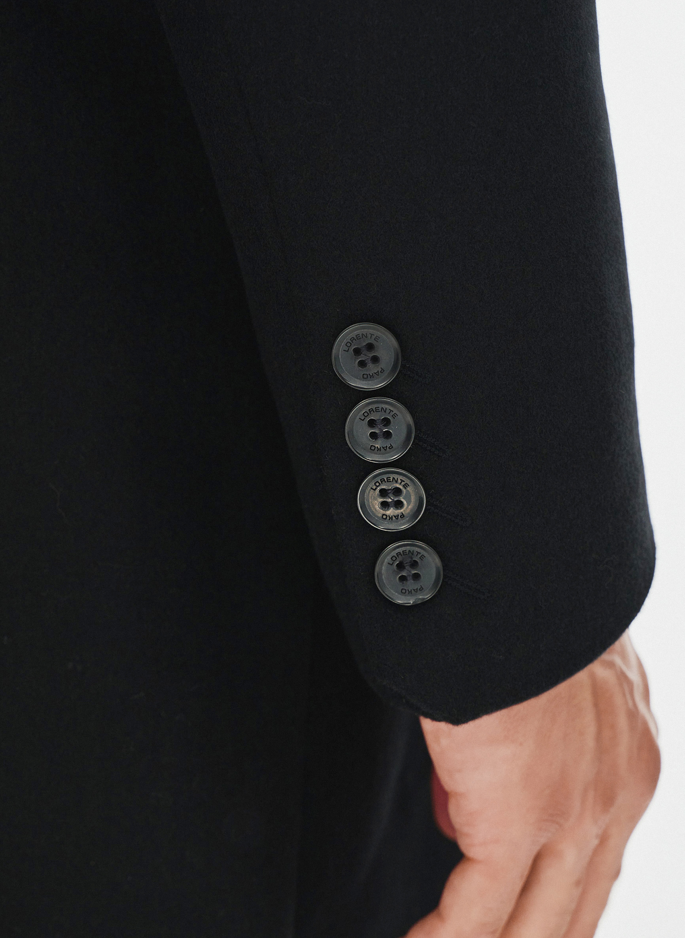 Męski płaszcz z wełną w kolorze czarnym - Pako Lorente