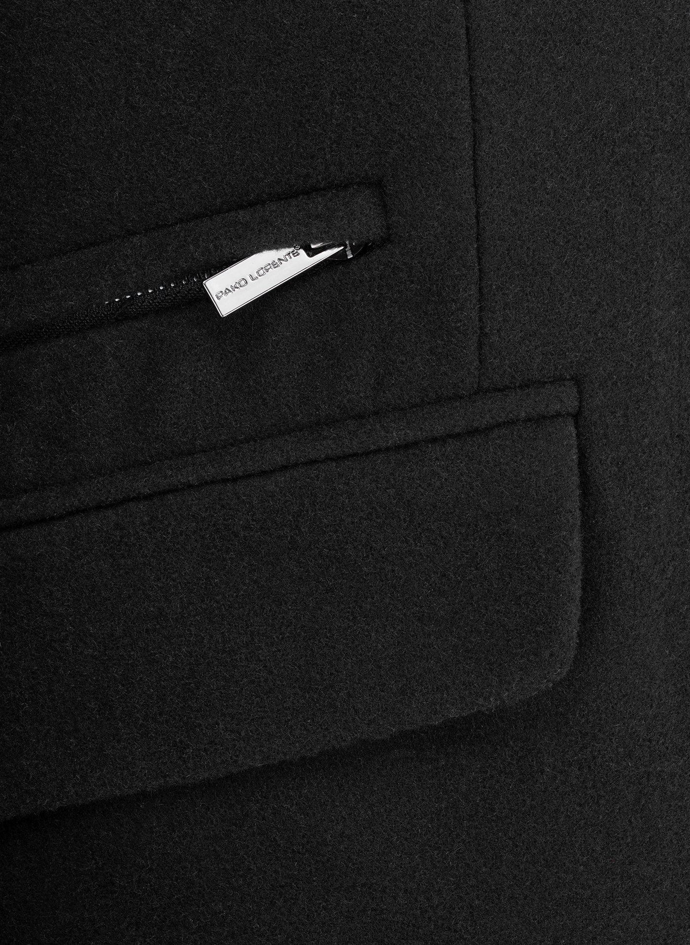 Męski płaszcz z wełną w kolorze czarnym - Pako Lorente