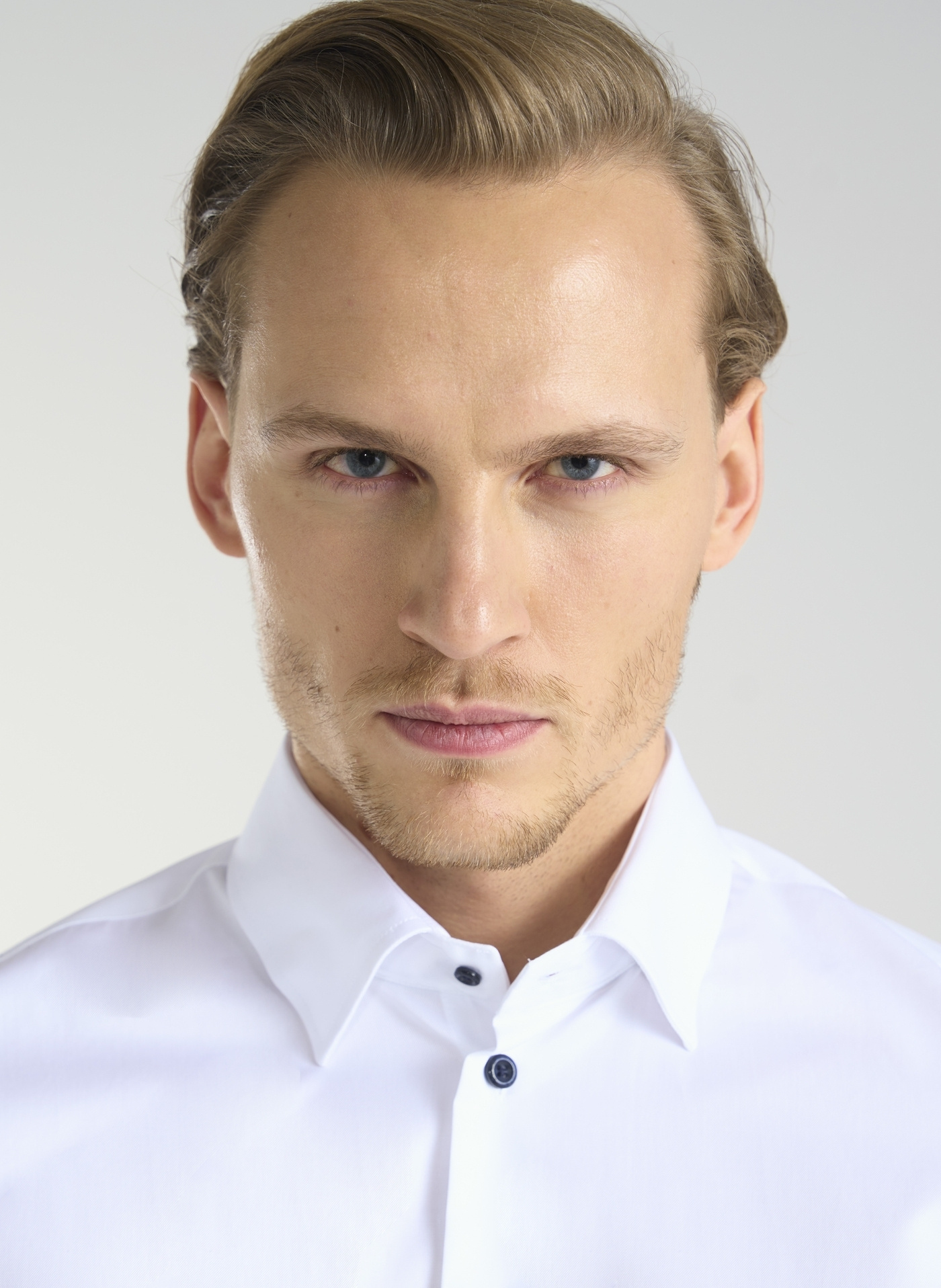 Biała koszula męska z bawełny P24SP-1X-036-B-S - Pako Lorente - Pako Lorente