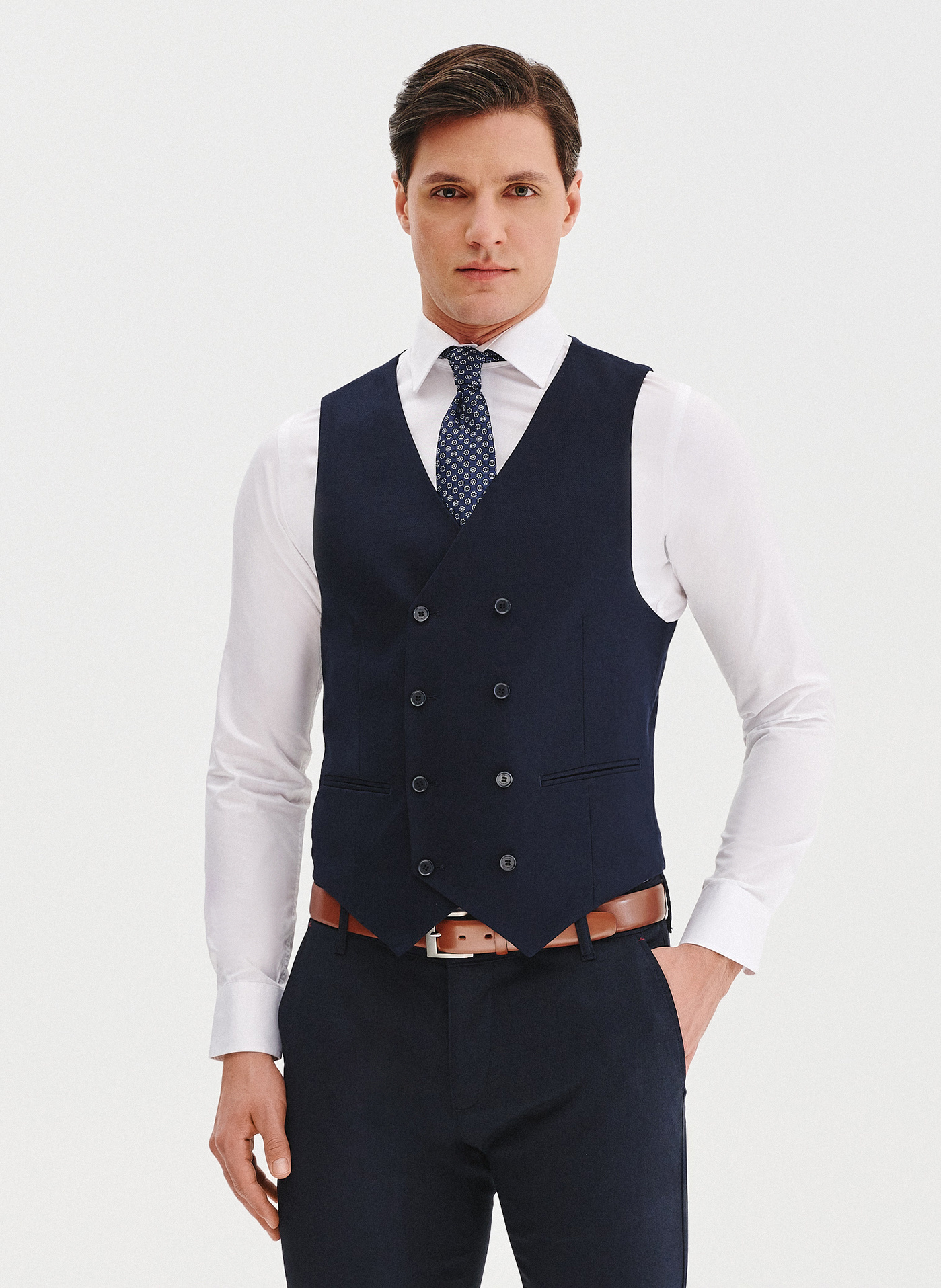 PAKO LORENTE –Granatowa dwurzędowa kamizelka męska - Pako Lorente