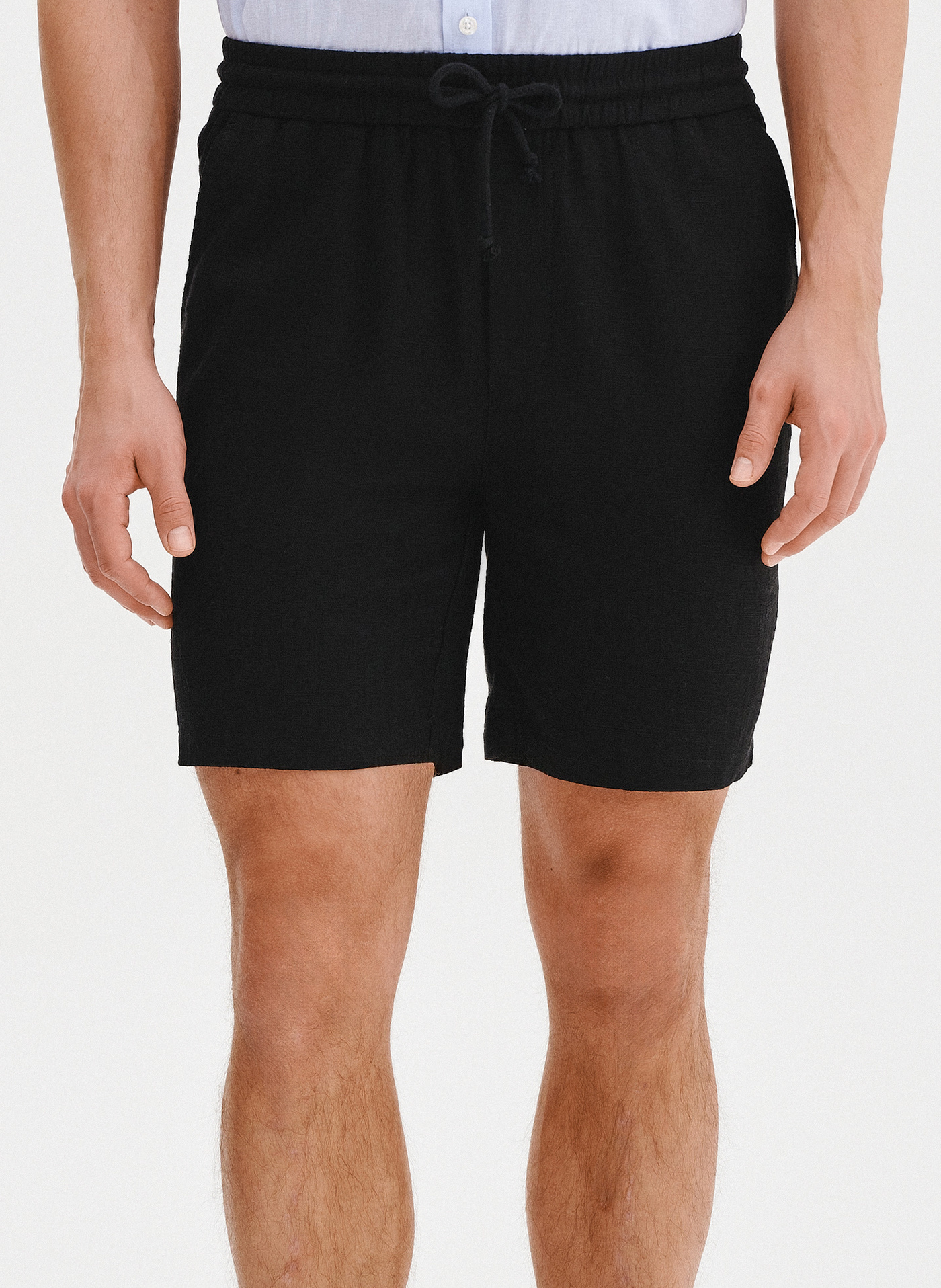 PAKO LORENTE - Czarne spodenki męskie z lnem - Pako Lorente