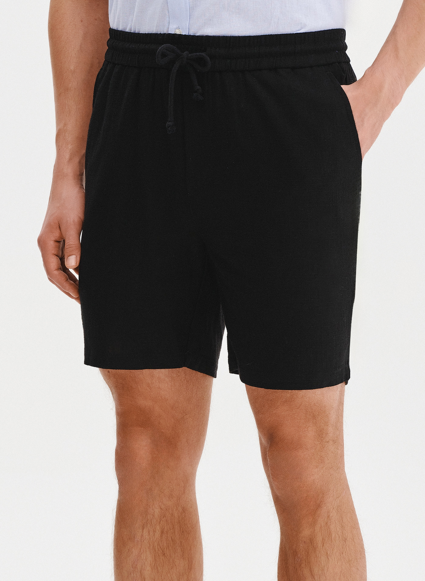 PAKO LORENTE - Czarne spodenki męskie z lnem - Pako Lorente