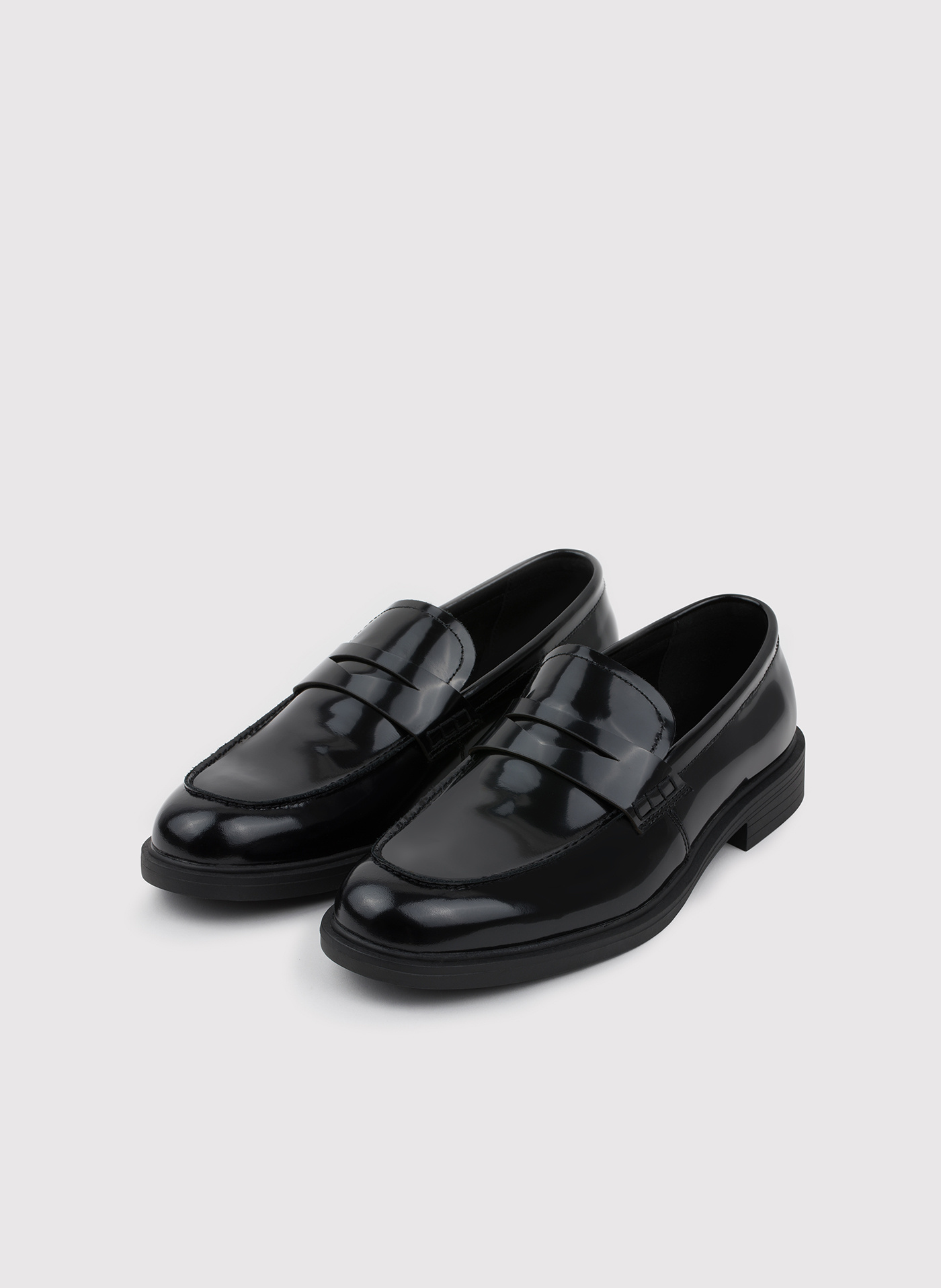Czarne lakierowane mokasyny męskie - Pako Lorente