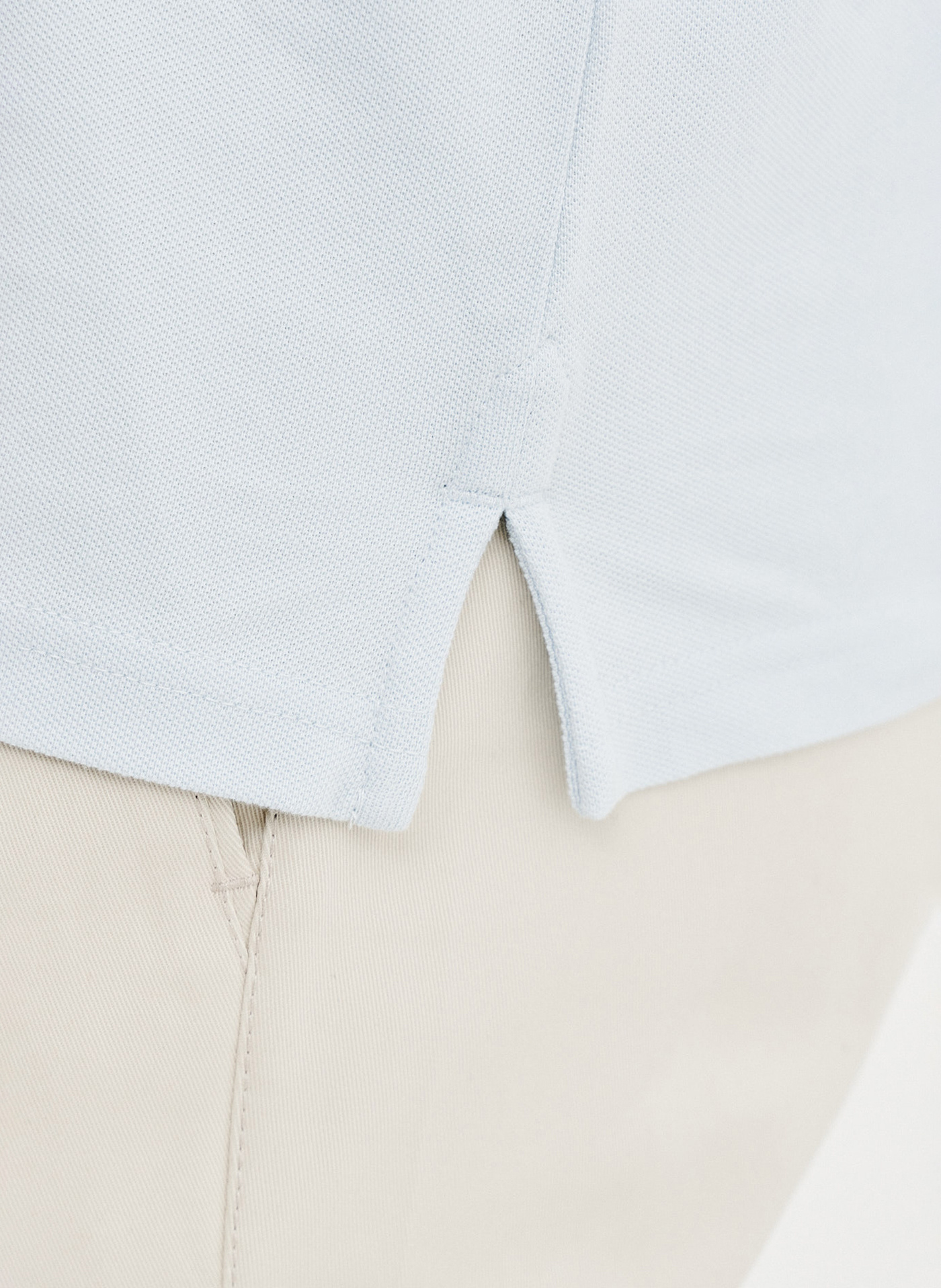 Gładki t-shirt polo w błękitnym kolorze - Pako Lorente