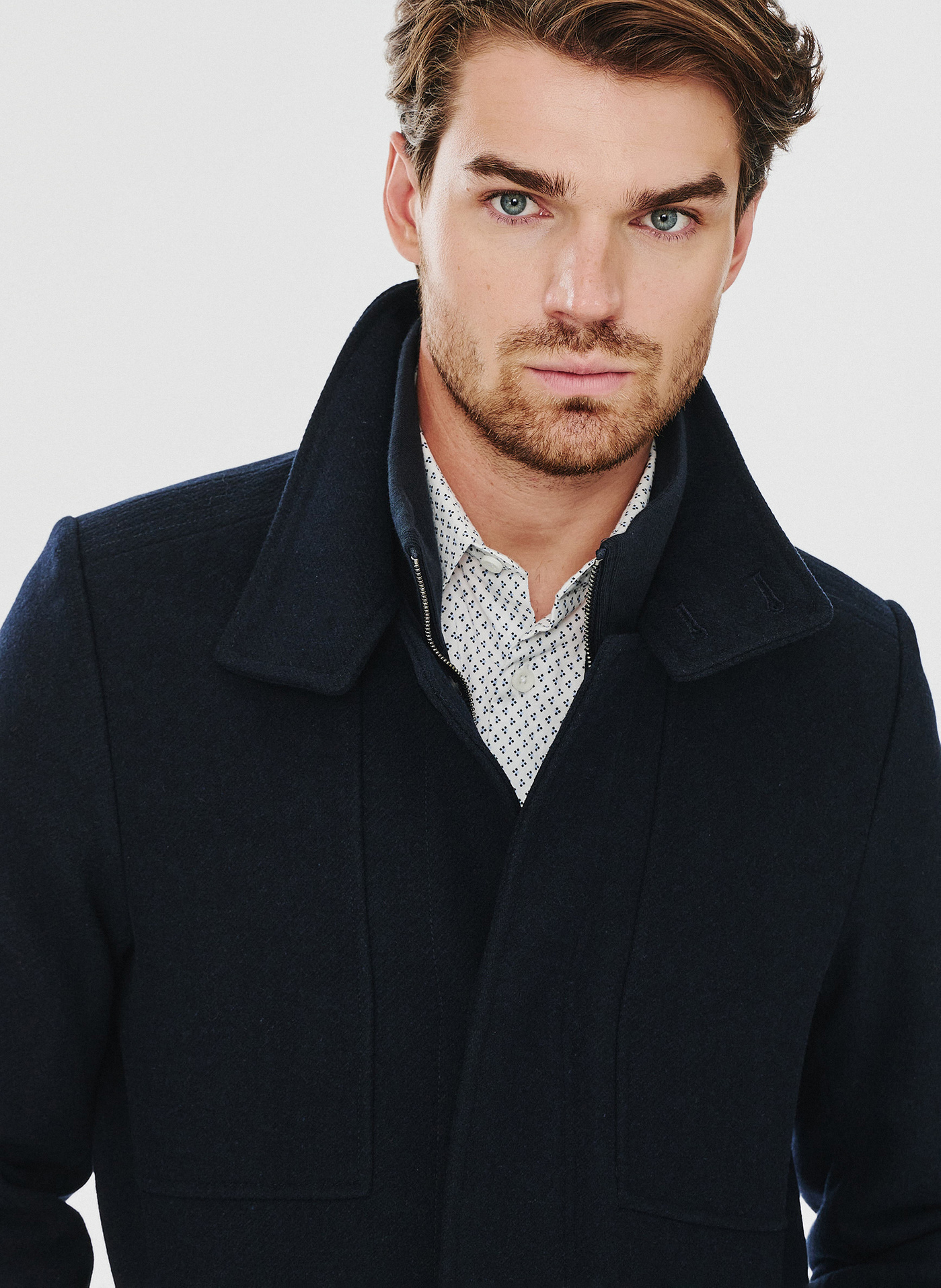 Wełniany płaszcz męski w kolorze granatowym - Pako Lorente