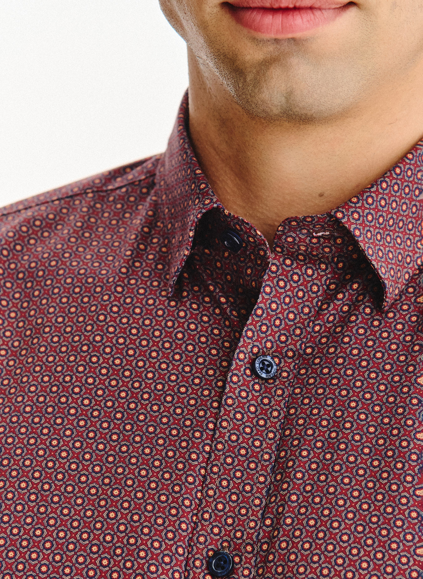 PAKO LORENTE - Bordowa koszula w geometryczny wzór - Pako Lorente