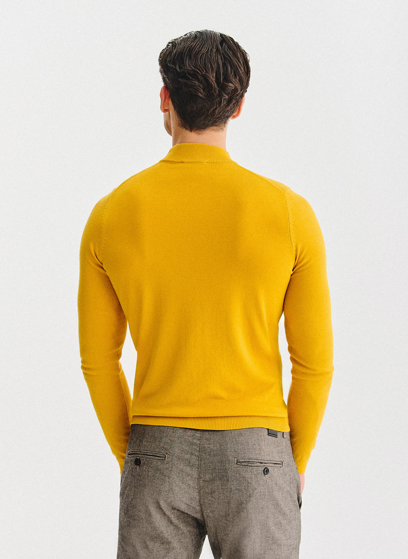 Żółty półgolf męski - Pako Lorente