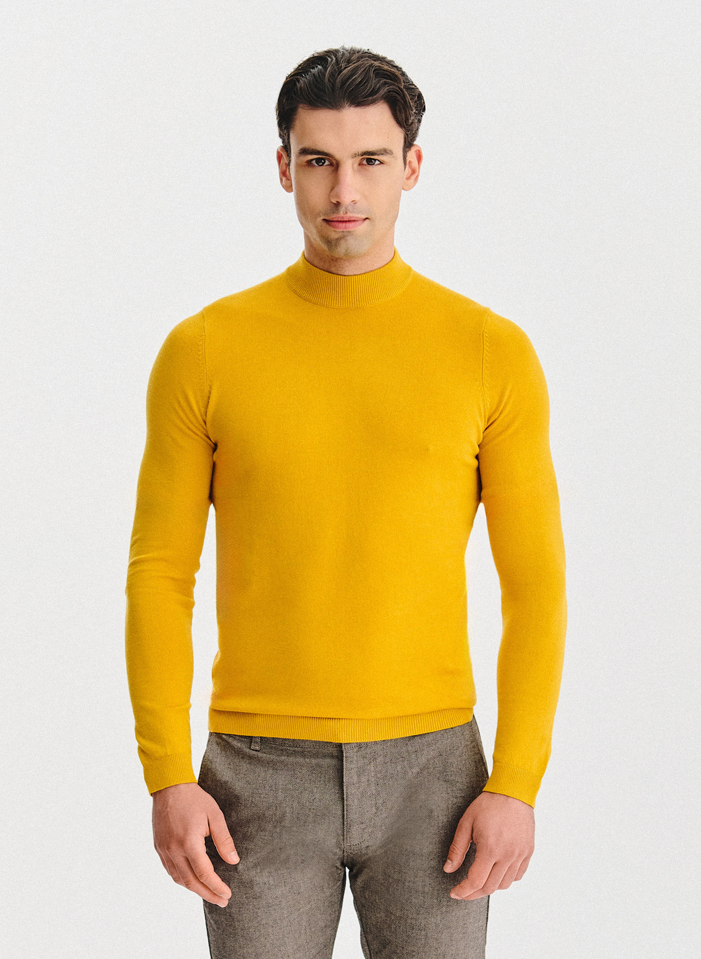 Żółty półgolf męski - Pako Lorente