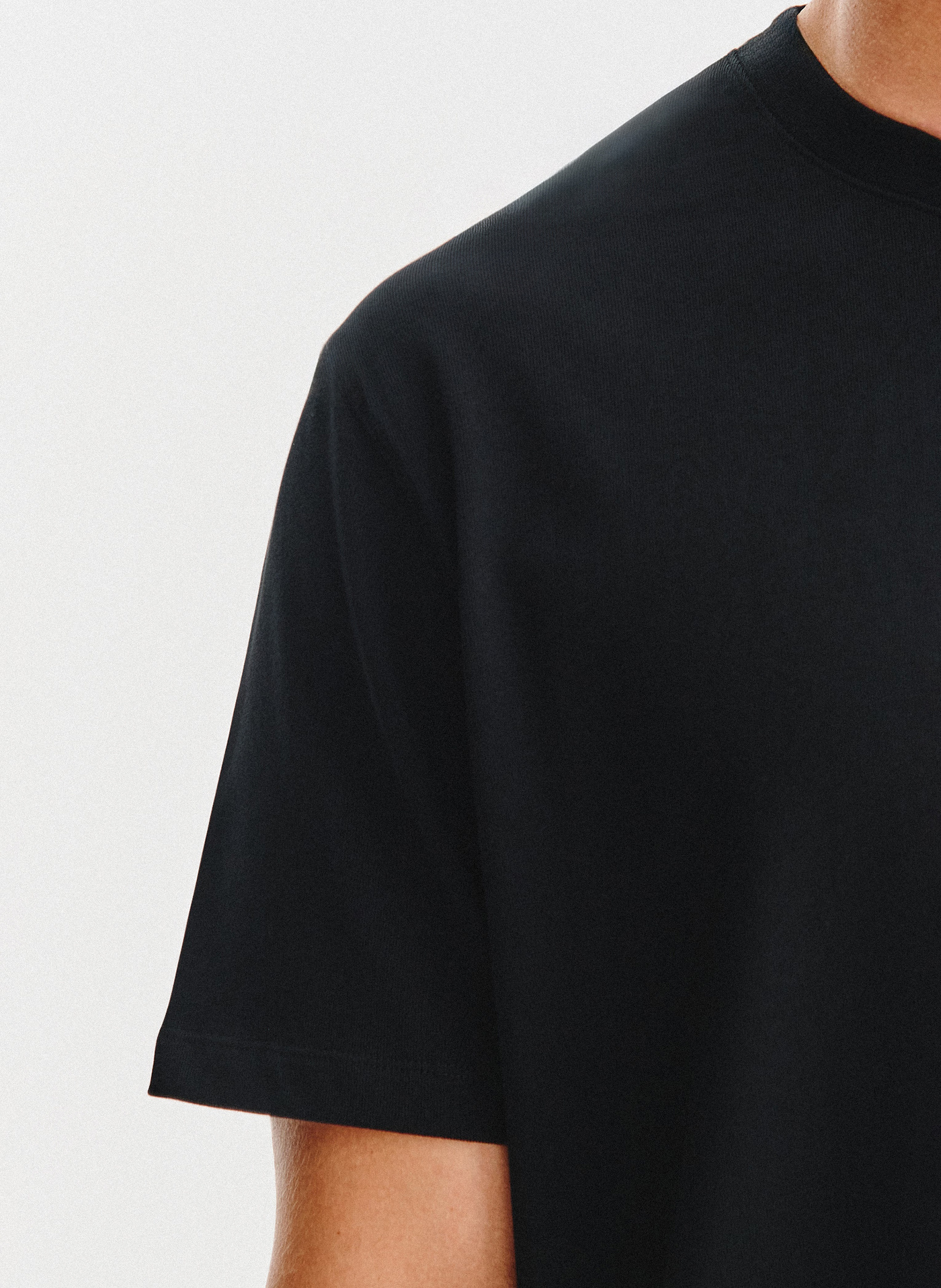 PAKO LORENTE - Czarny t-shirt oversize - Pako Lorente